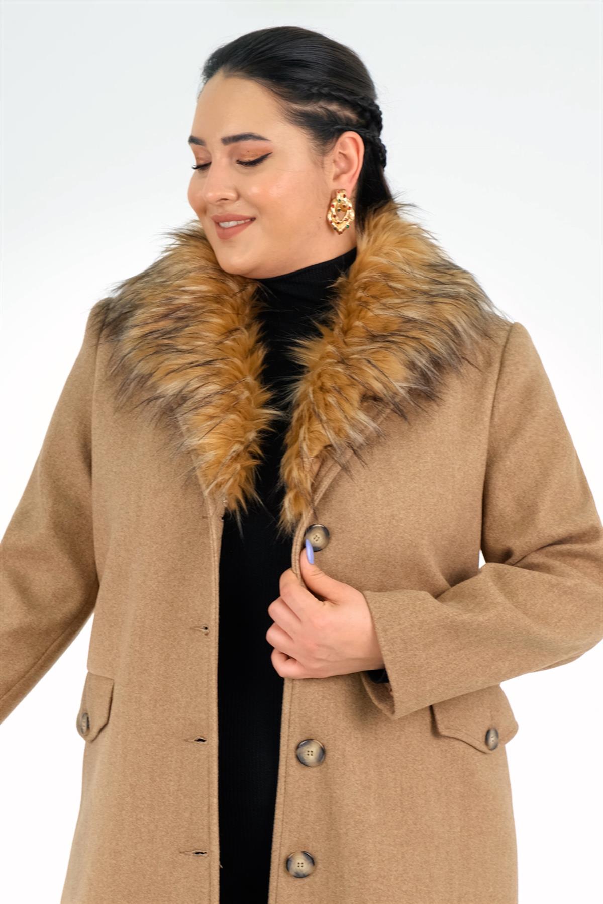 Büyük Beden 223008 Yaka-Kürklü 4 Düğmeli Kaban  Camel