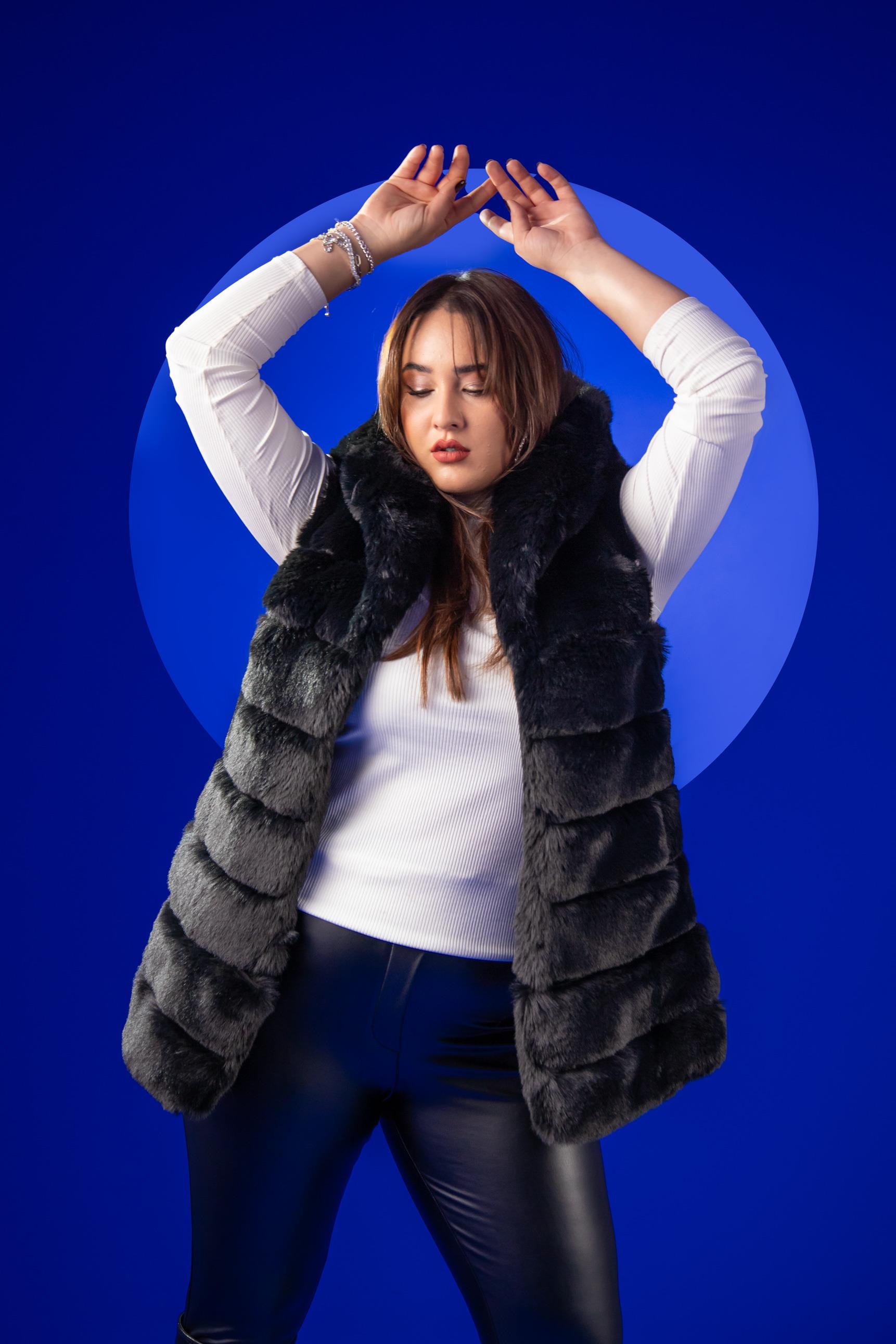 Büyük Beden 22301 Peluş Yelek  Siyah