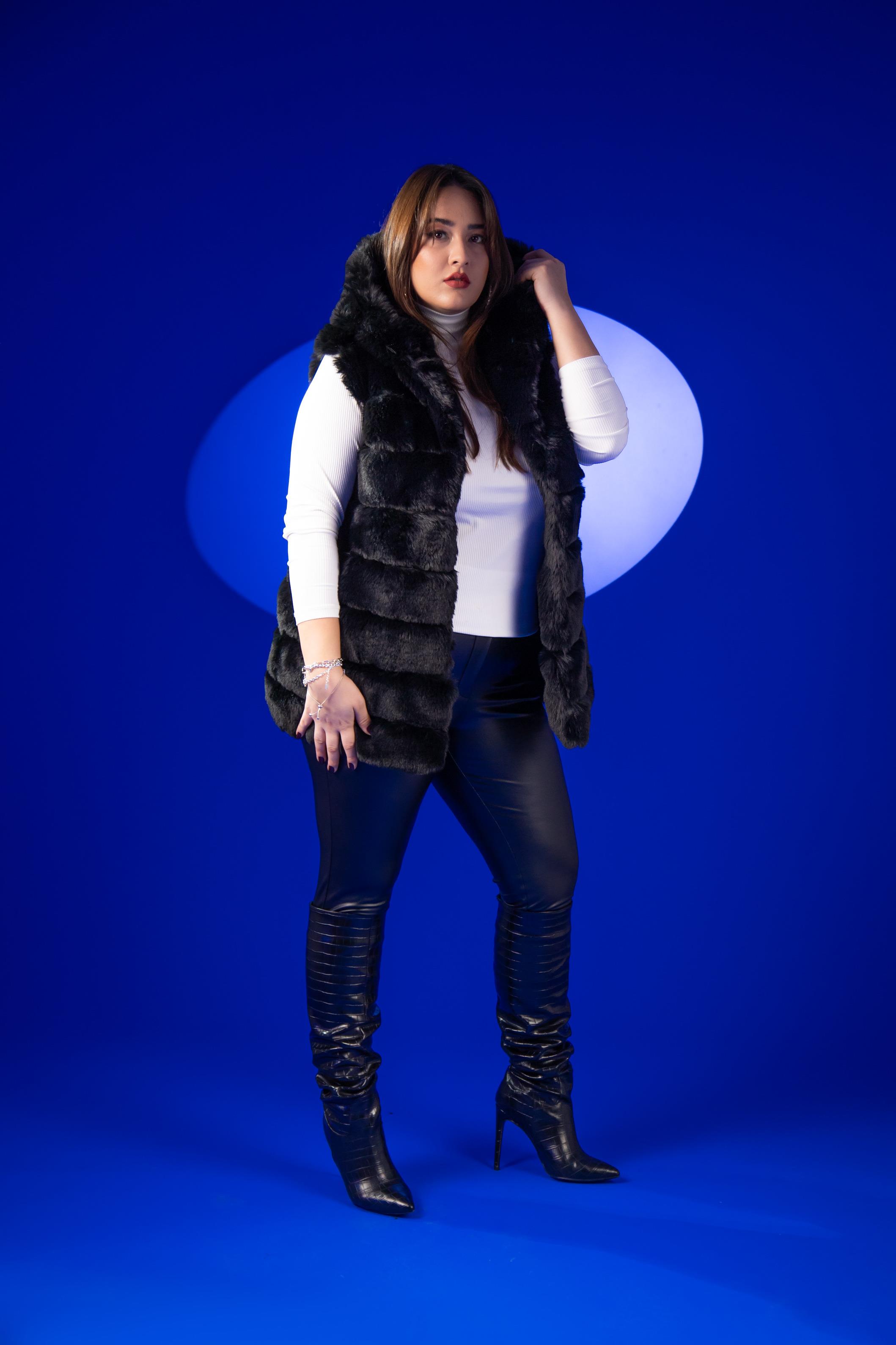 Büyük Beden 22301 Peluş Yelek  Siyah