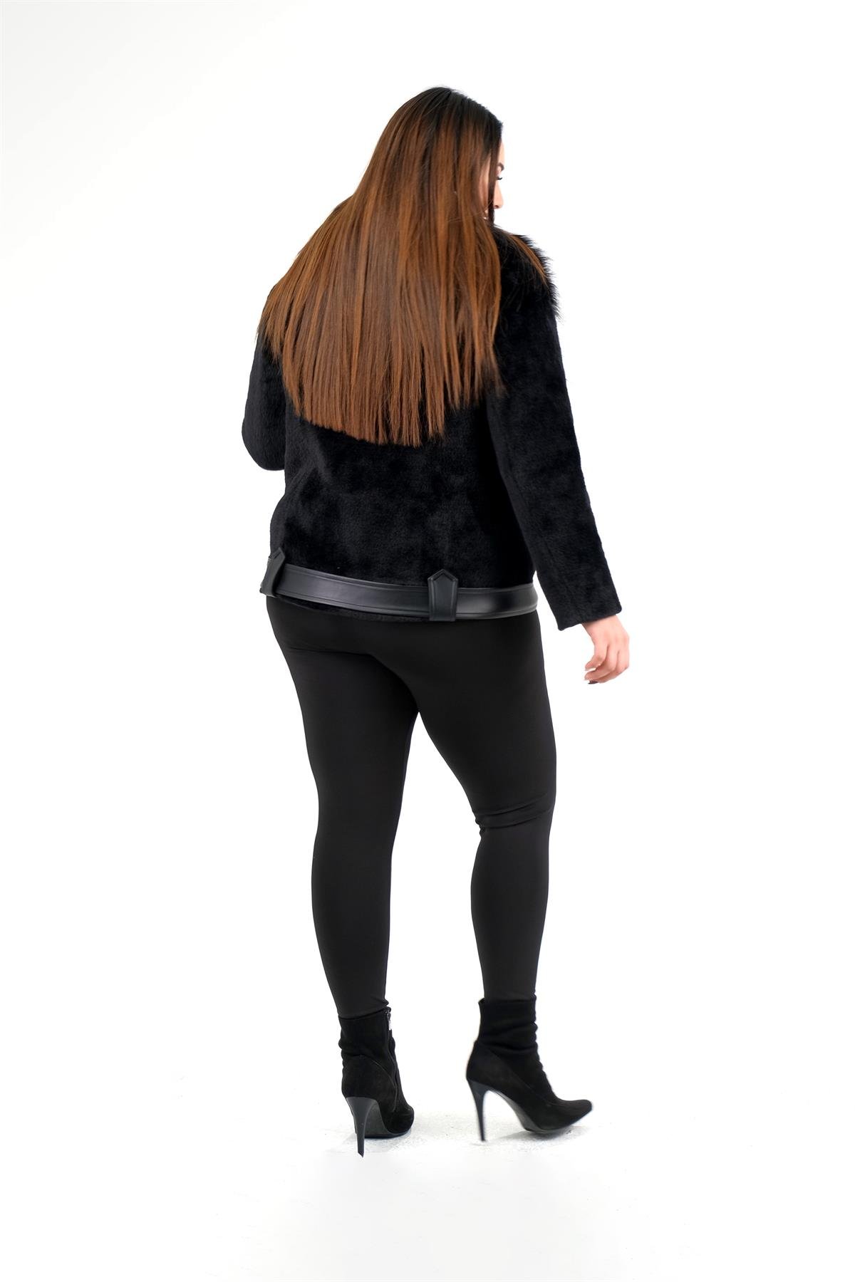 Büyük Beden 223011 Kürklü Beli Kemerli Kısa Kaban  Siyah