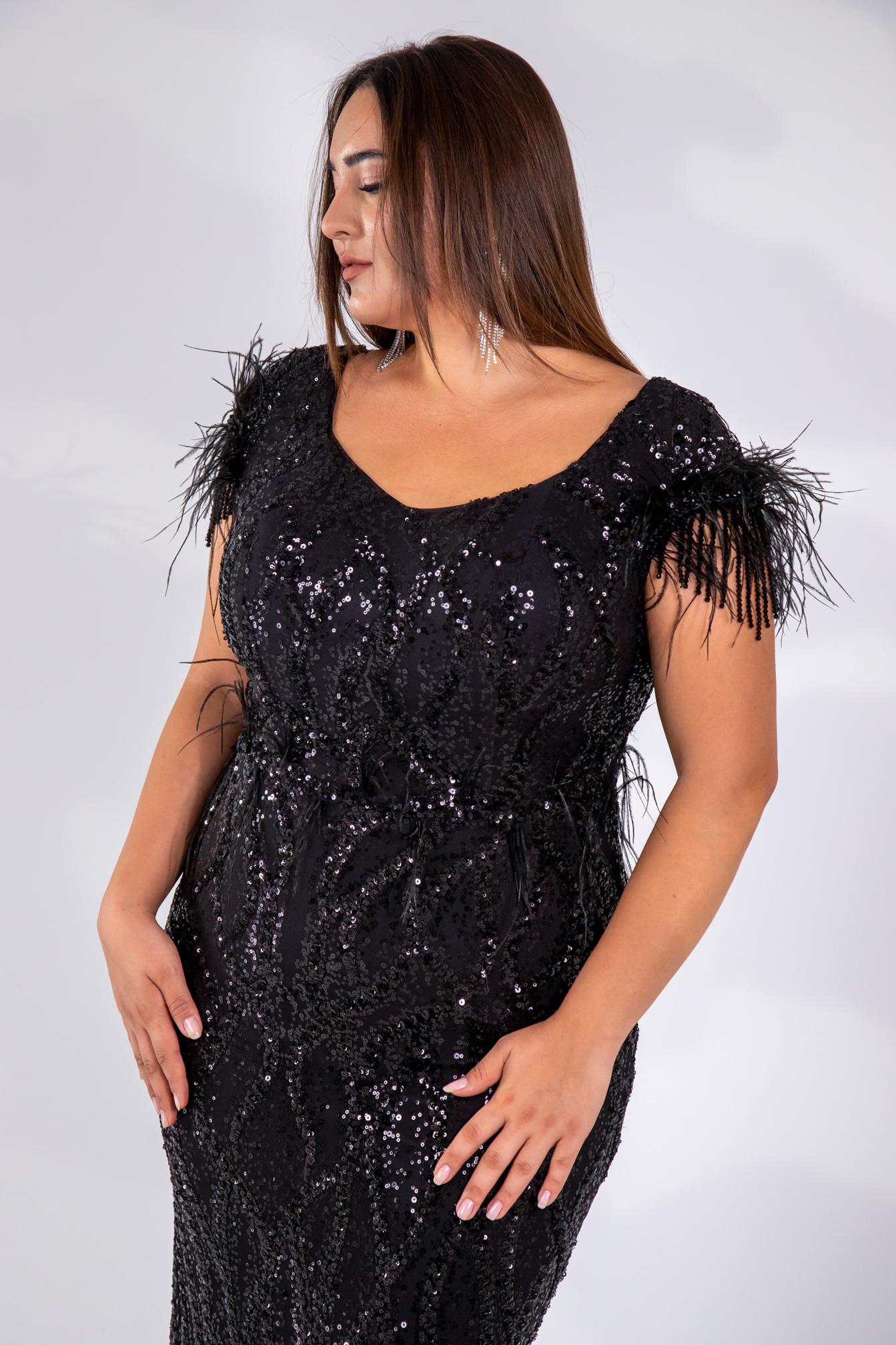 Büyük Beden 24220322 Omuzu Tüylü Uzun Abiye  Siyah