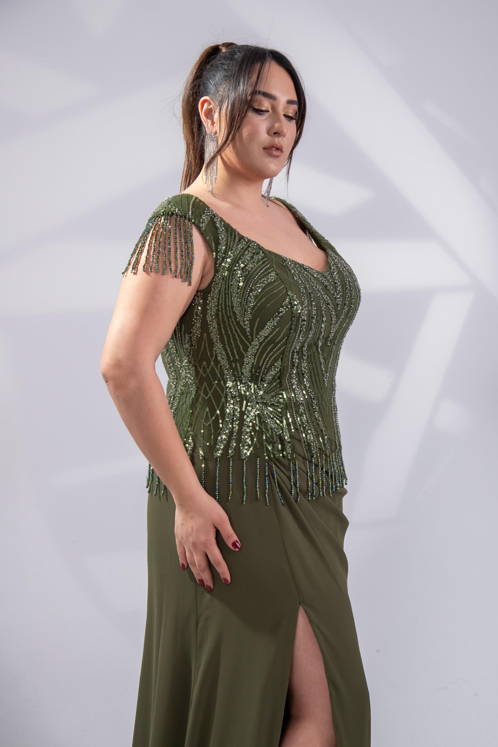 Büyük Beden 24220477 Pul İşlemeli Abiye Haki