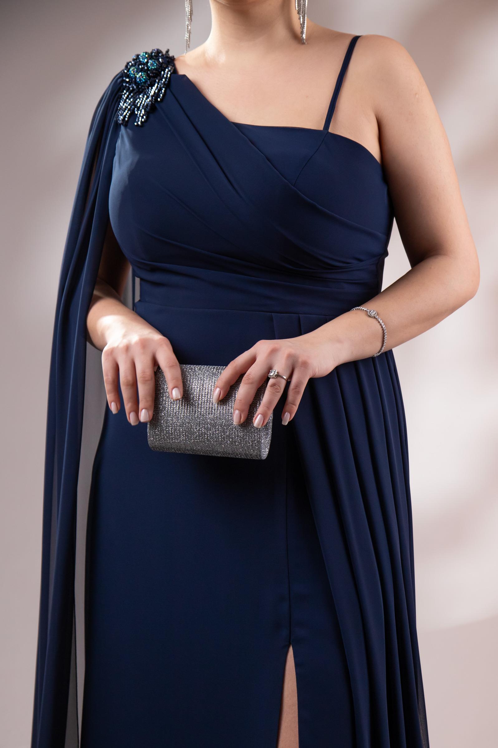 Büyük Beden 2422506 Tek Omuz Askılı Abiye Lacivert