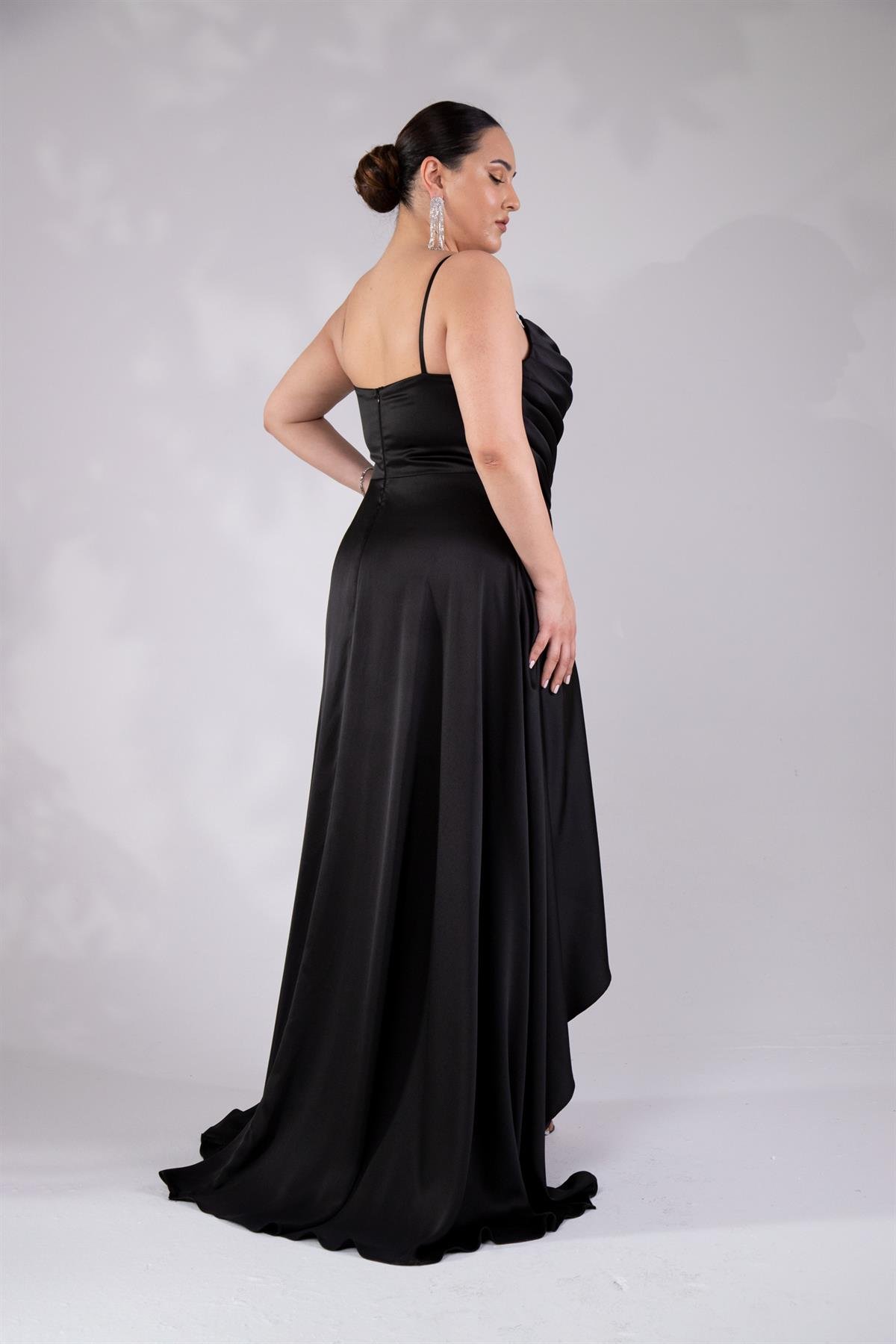 Büyük Beden 2424122 Askılı Drapeli Uzun Abiye  Siyah