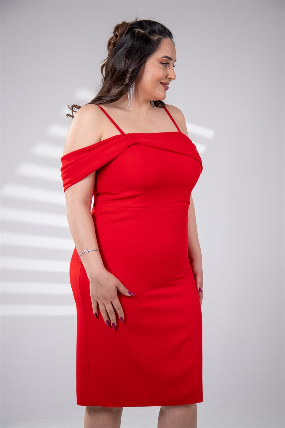 Büyük Beden 2424156 Askılı Drapeli Abiye  Kırmızı