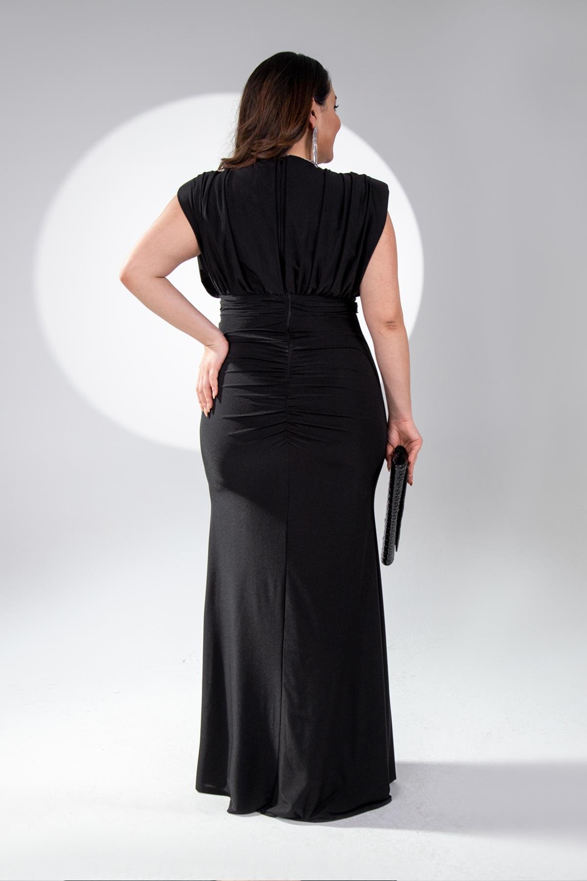 Büyük Beden 242649 Büzgülü Yırtmaçlı Elbise  Siyah