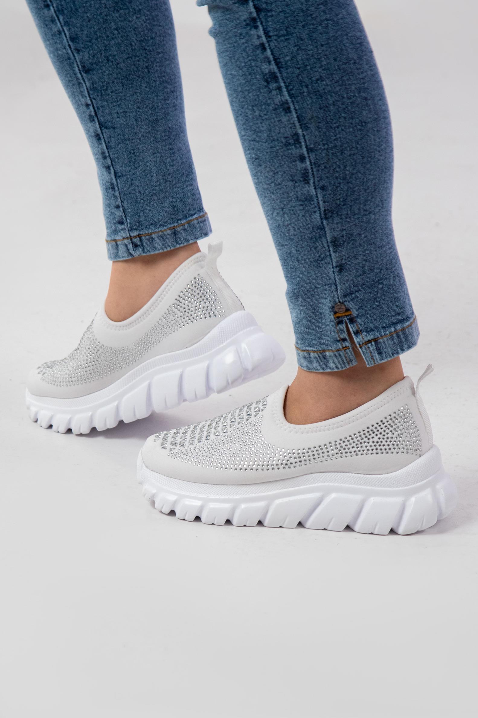 Büyük Beden 24Y-202 Taşlı Yazlık Ayakkabı  Beyaz