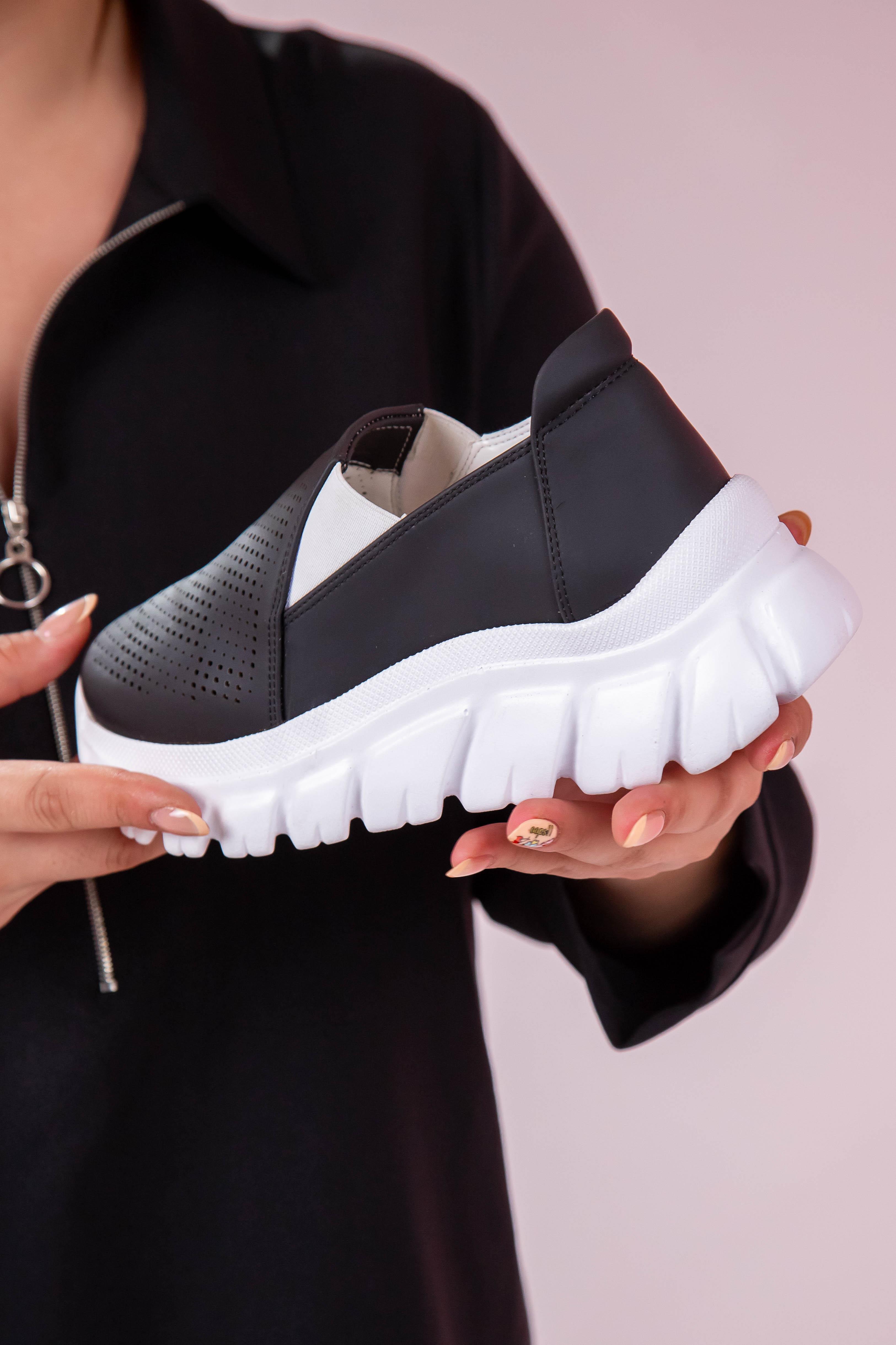 Büyük Beden 24Y-203 Yazlık Ayakkabı  Siyah