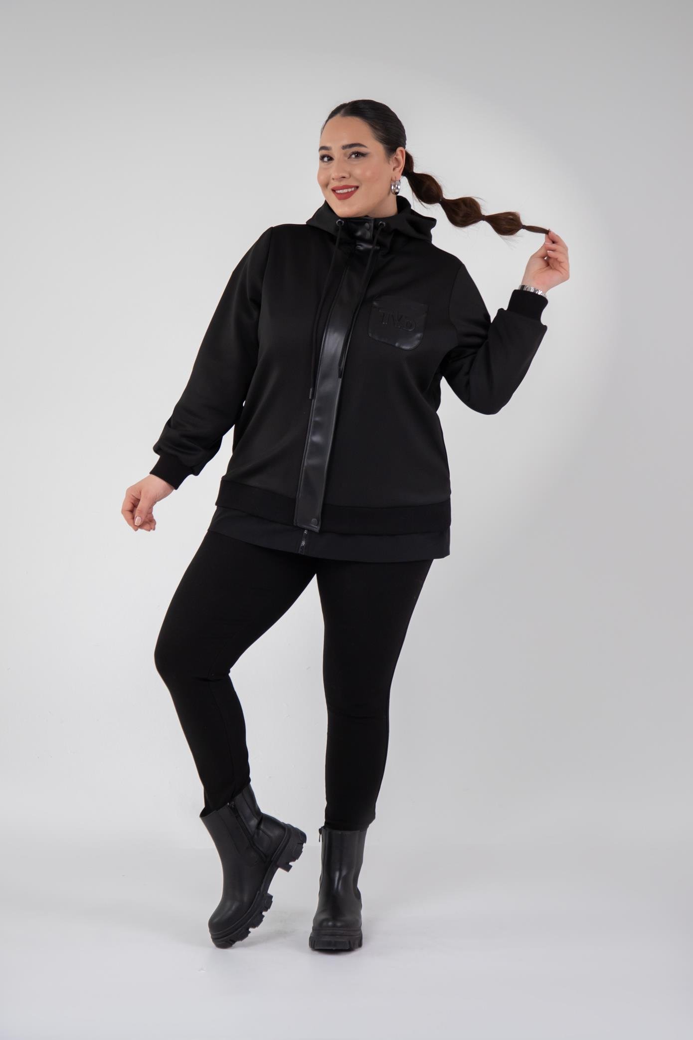 Büyük Beden 3330229 Tvd Nakışlı Sweat Siyah