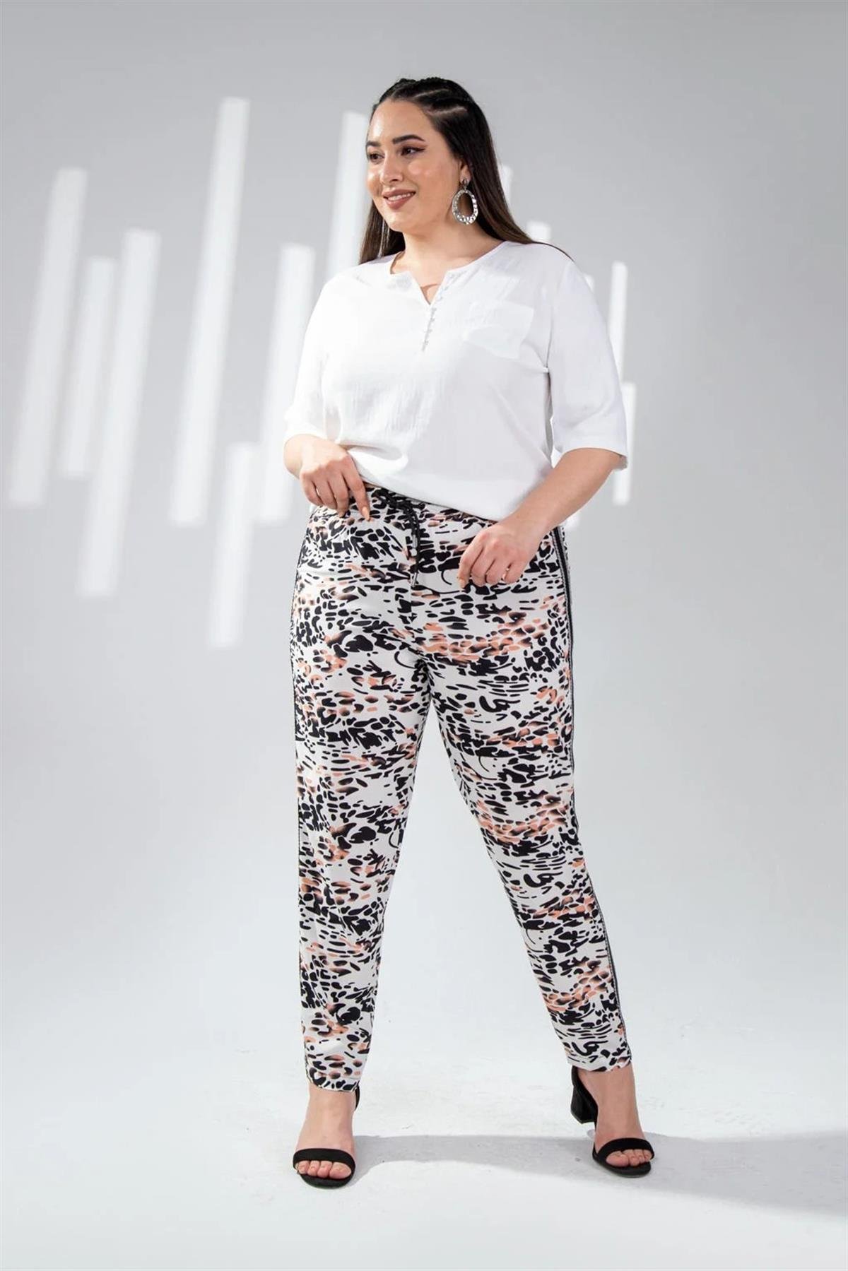 Büyük Beden 333165 Leopar Desenli Pantolon  Beyaz