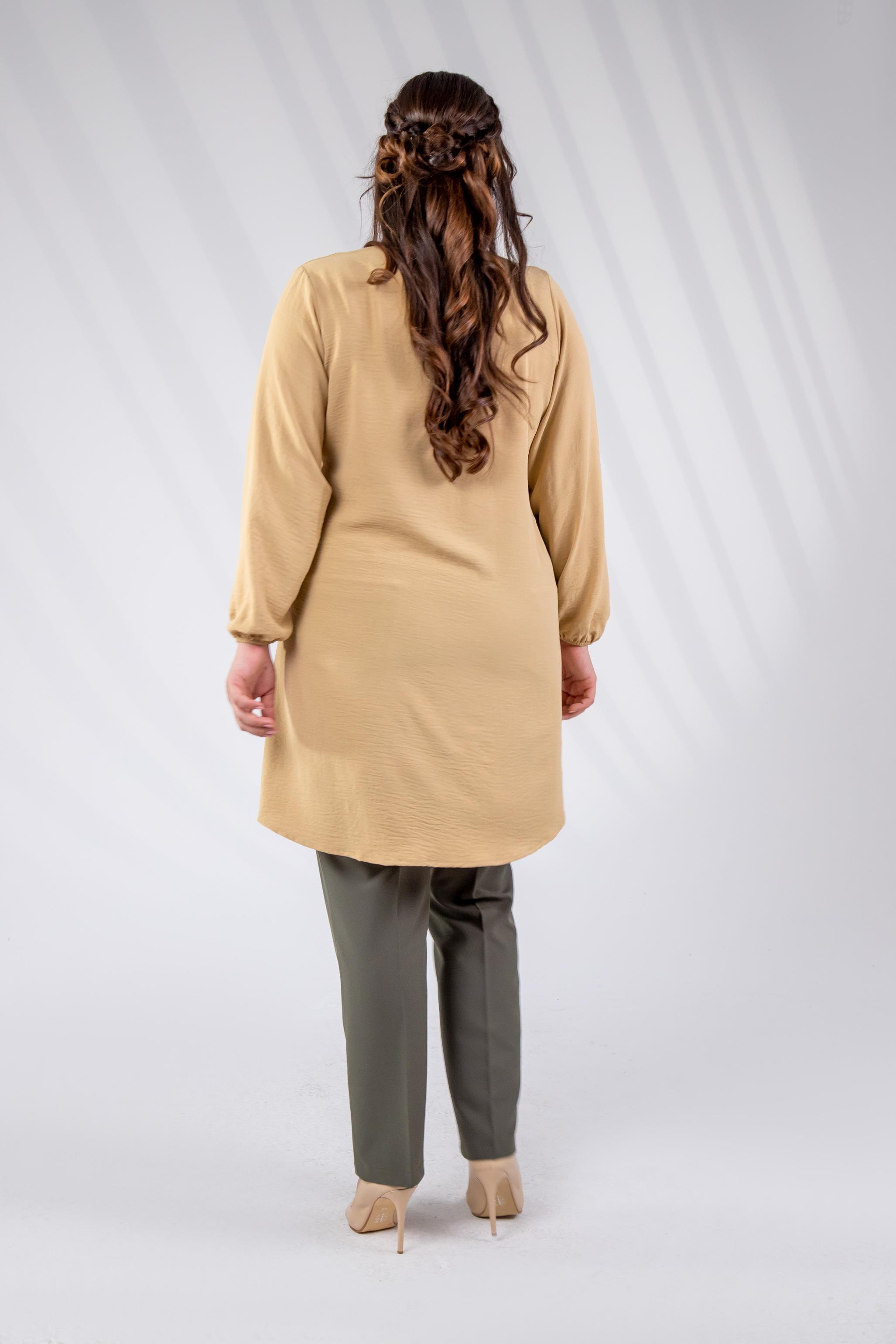 Büyük Beden 333306 Yaka Detaylı Tunik  Bej
