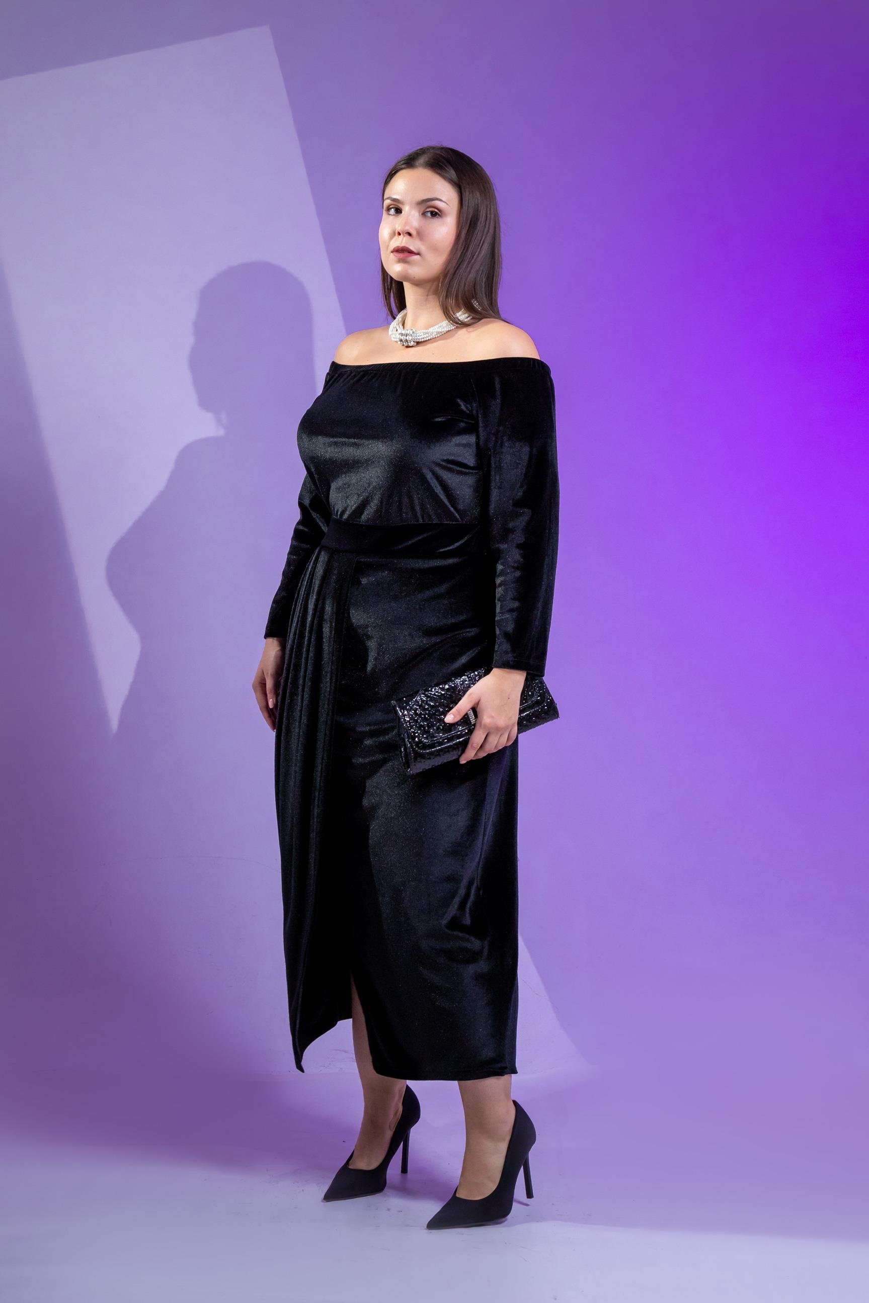 Büyük Beden 333670 Omuzu Açık Yırtmaçlı Elbise  Siyah