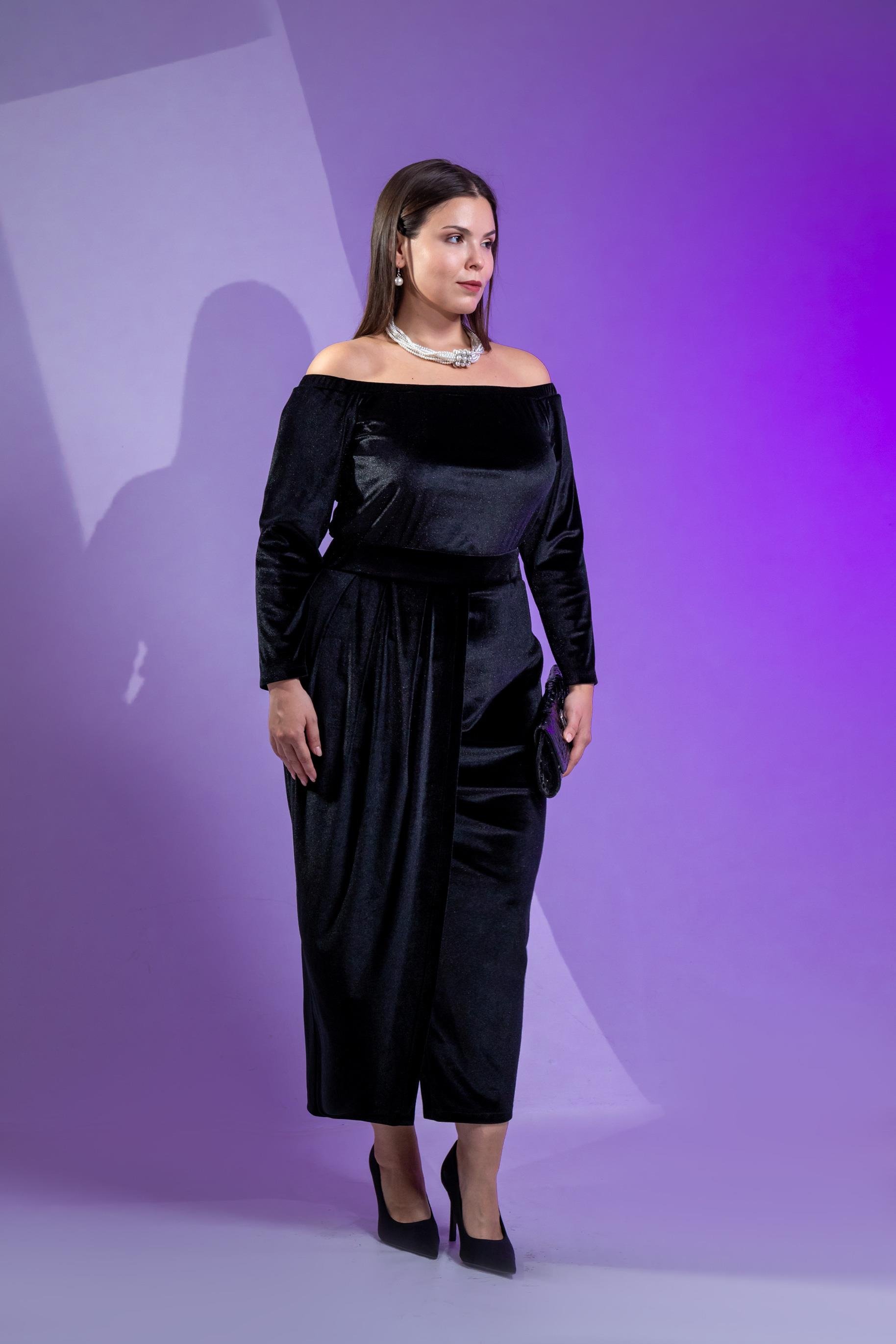 Büyük Beden 333670 Omuzu Açık Yırtmaçlı Elbise  Siyah