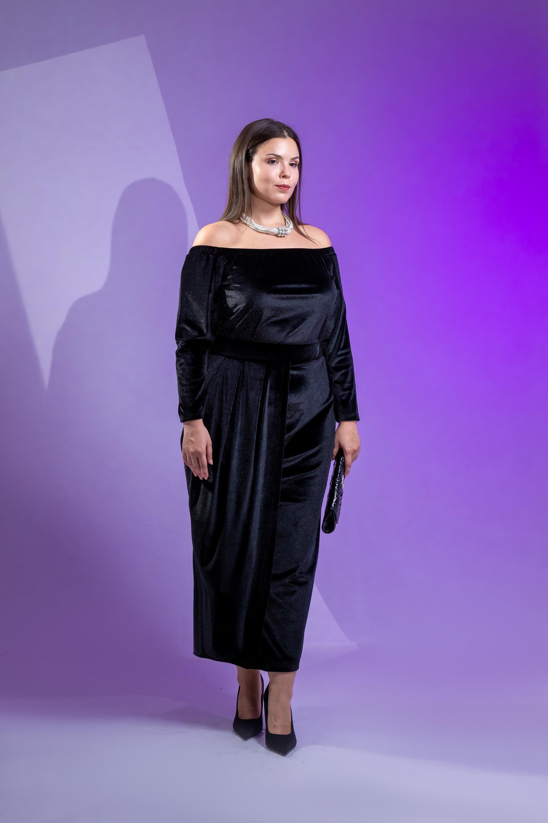 Büyük Beden 333670 Omuzu Açık Yırtmaçlı Elbise  Siyah