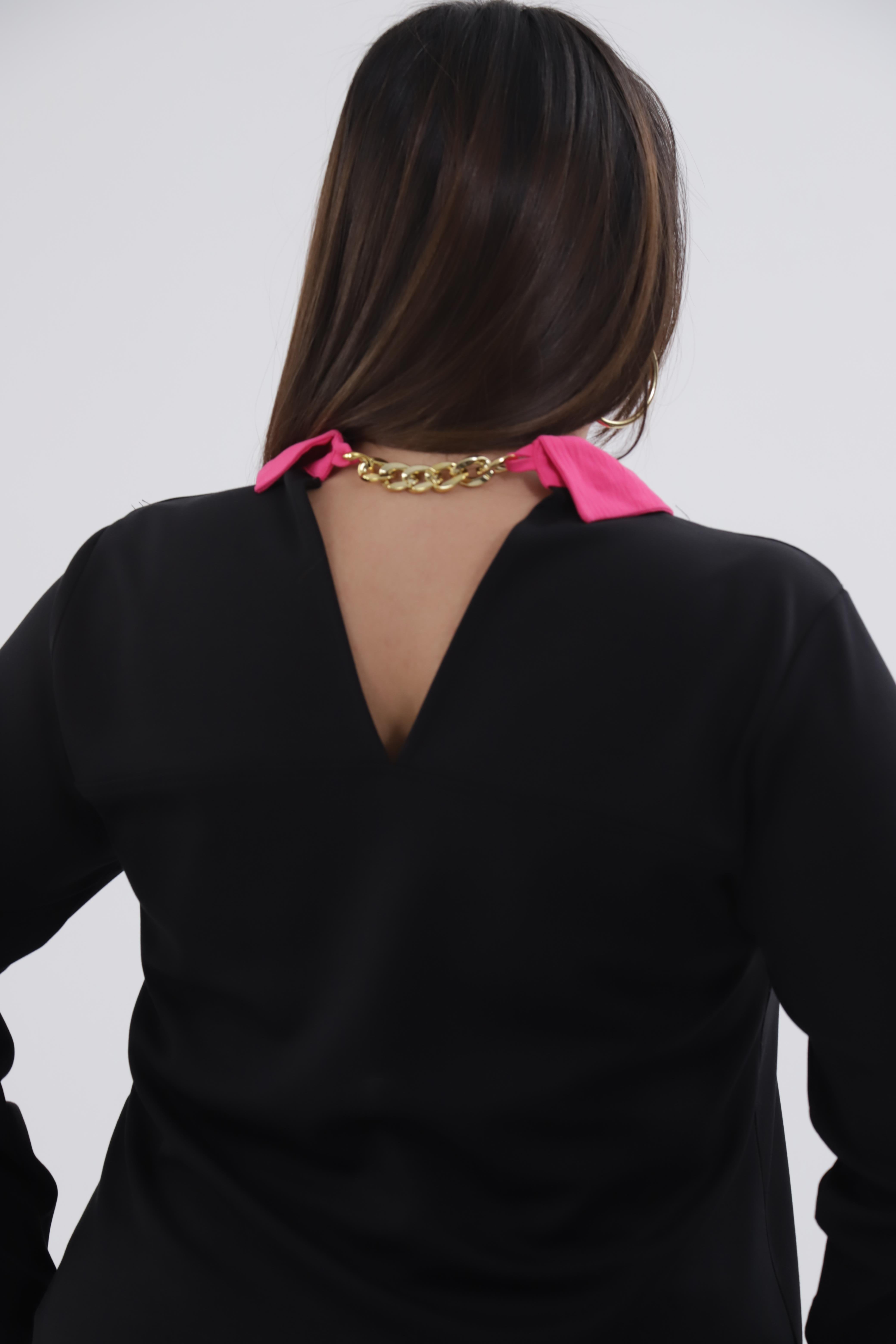 Büyük Beden 333743 Yakası Zincir Detaylı Bluz Siyah-Fuşya