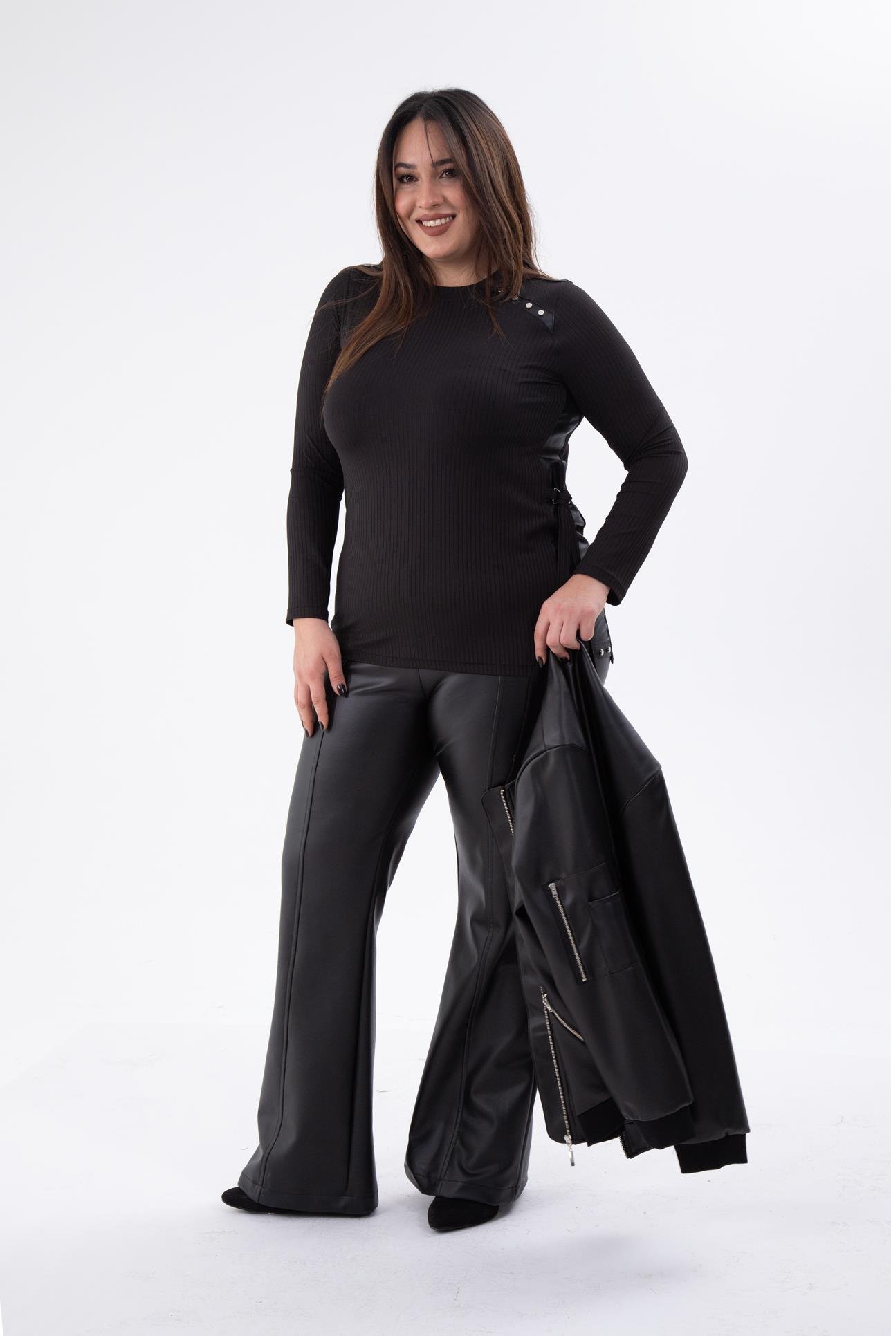 Büyük Beden 8037 Rivetli-Yanı Tokalı Bluz  Siyah