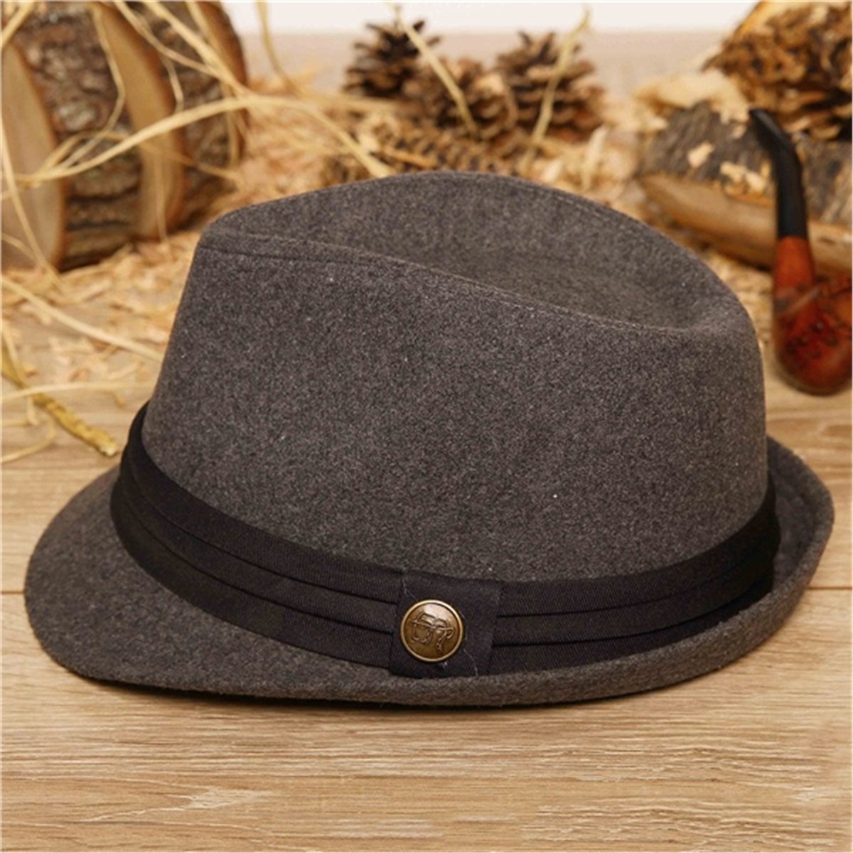 KISA KENARLI FÖTR ŞAPKA