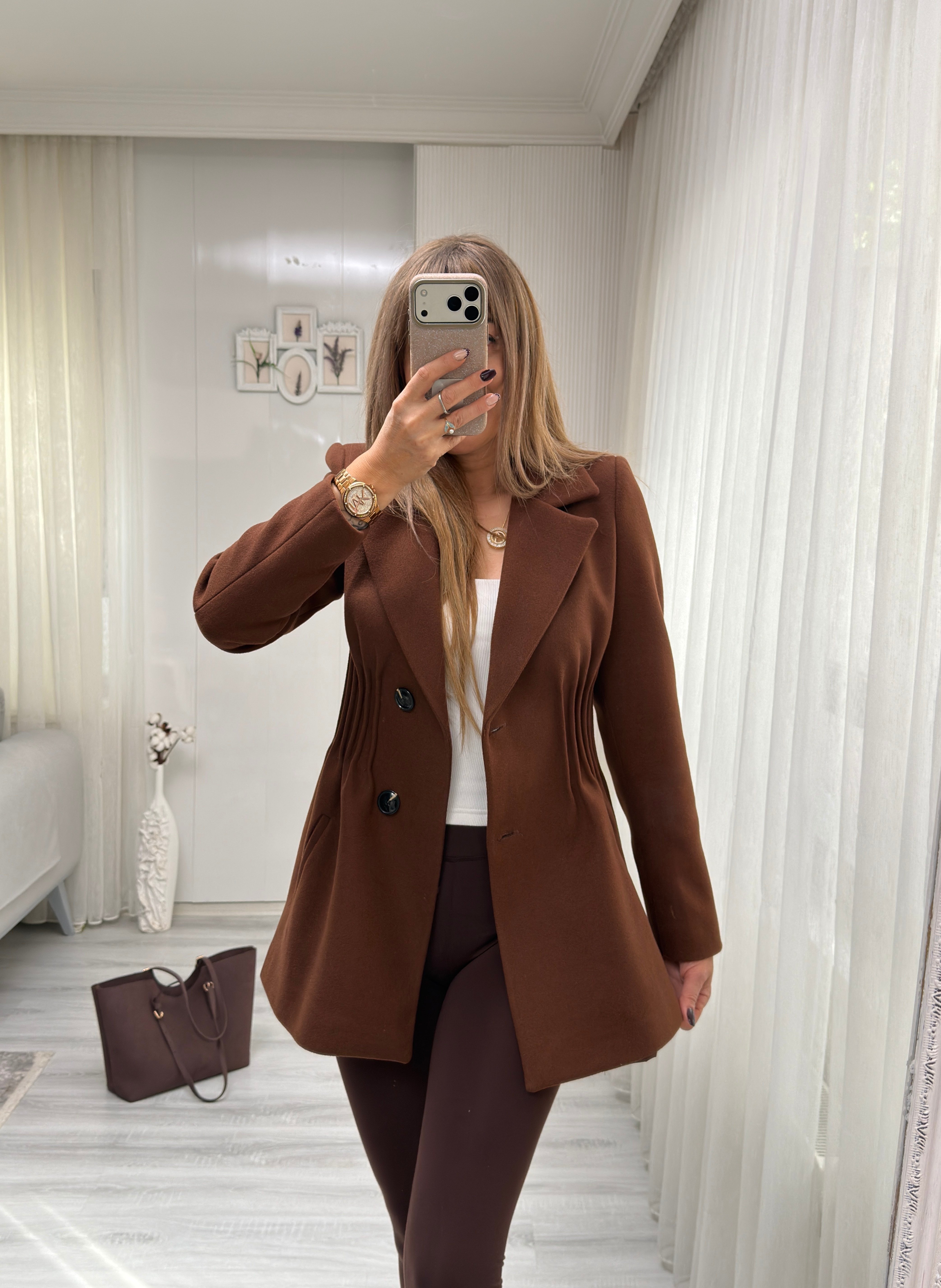 Belden Oturmalı Acı Kahve Kaşe KabanMODAYBUTİKBelden Oturmalı Acı Kahve Kaşe Kaban