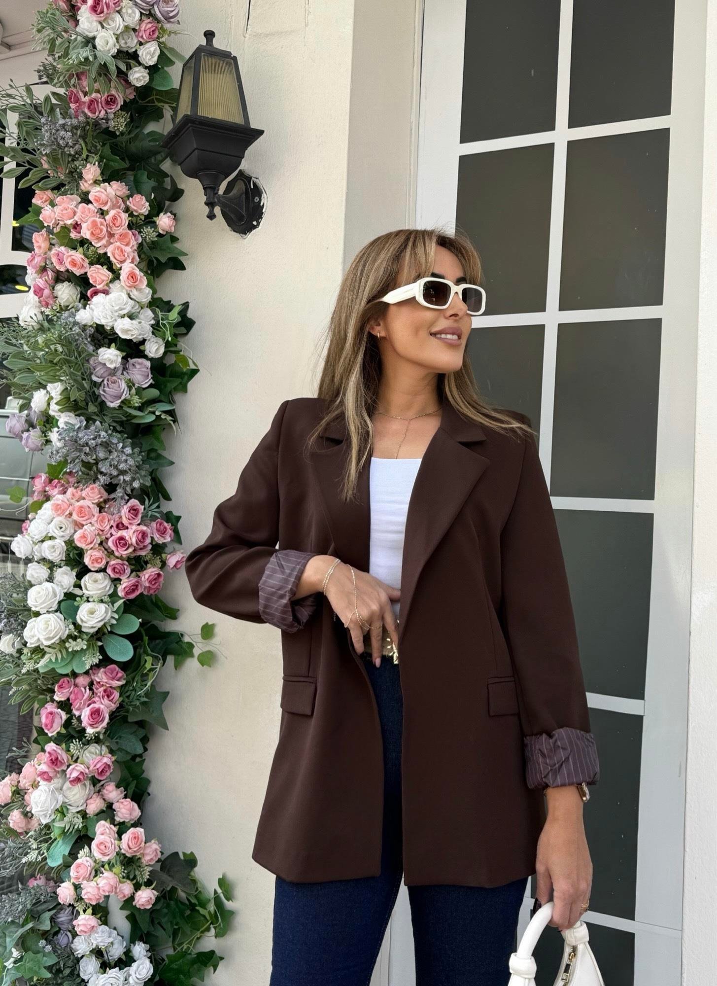 Çizgili Astar Detay Acı Kahve Blazer CeketYeni Gelenler ModayÇizgili Astar Detay Acı Kahve Blazer Ceket