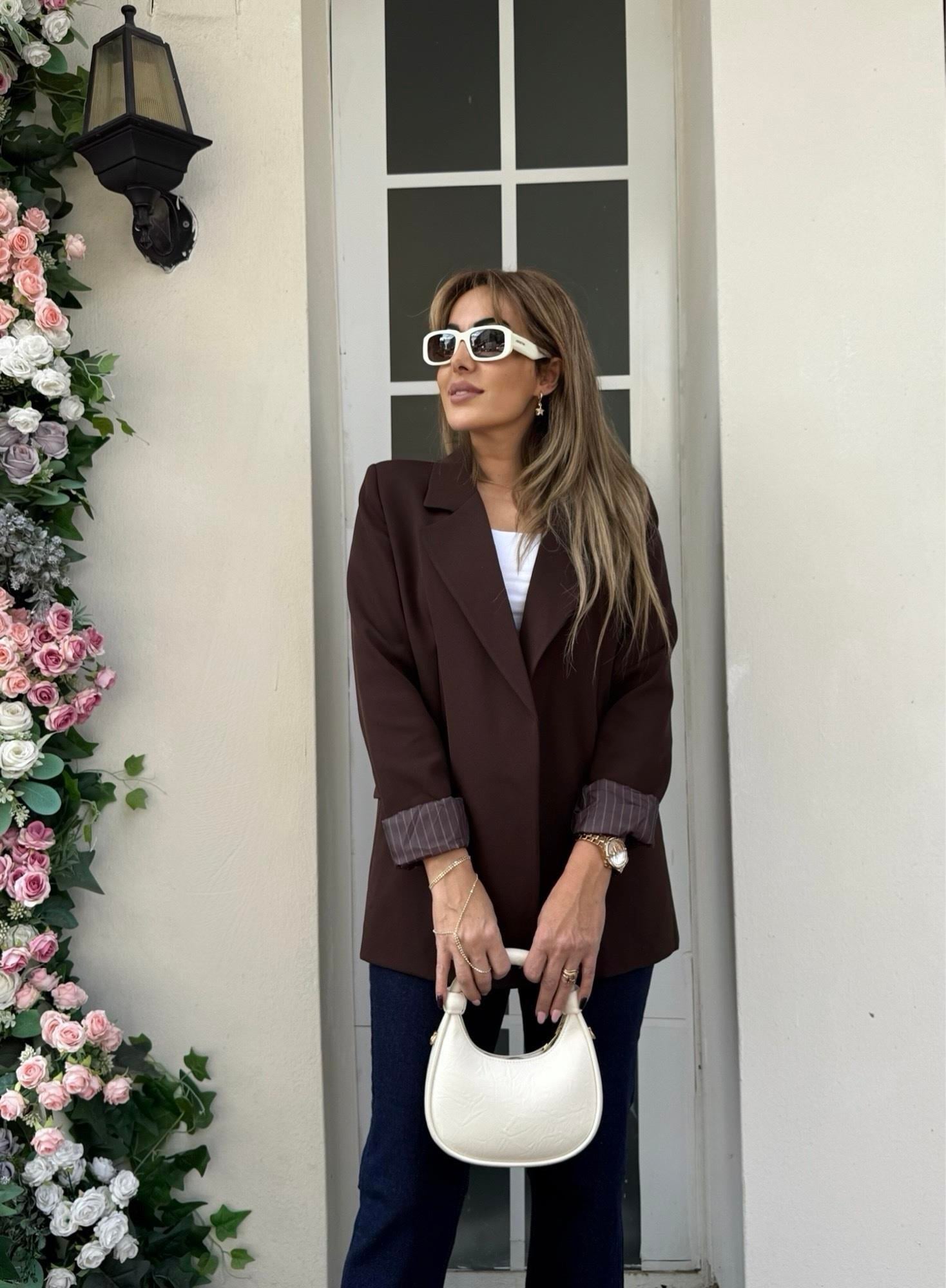Çizgili Astar Detay Acı Kahve Blazer CeketYeni Gelenler ModayÇizgili Astar Detay Acı Kahve Blazer Ceket
