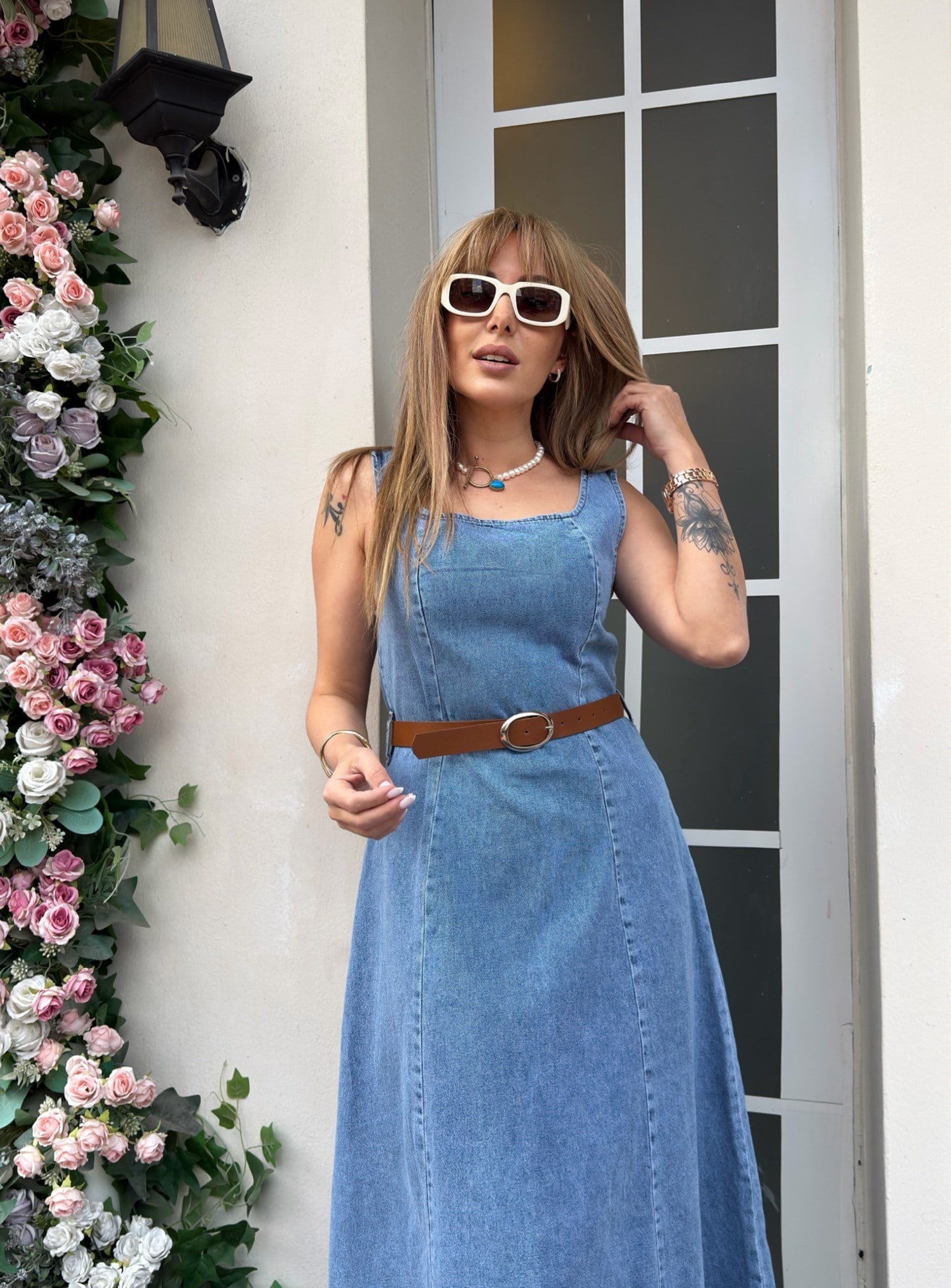 Kare Yaka Kemerli Buz Mavisi Denim ElbiseYeni Gelenler ModayKare Yaka Kemerli Buz Mavisi Denim Elbise