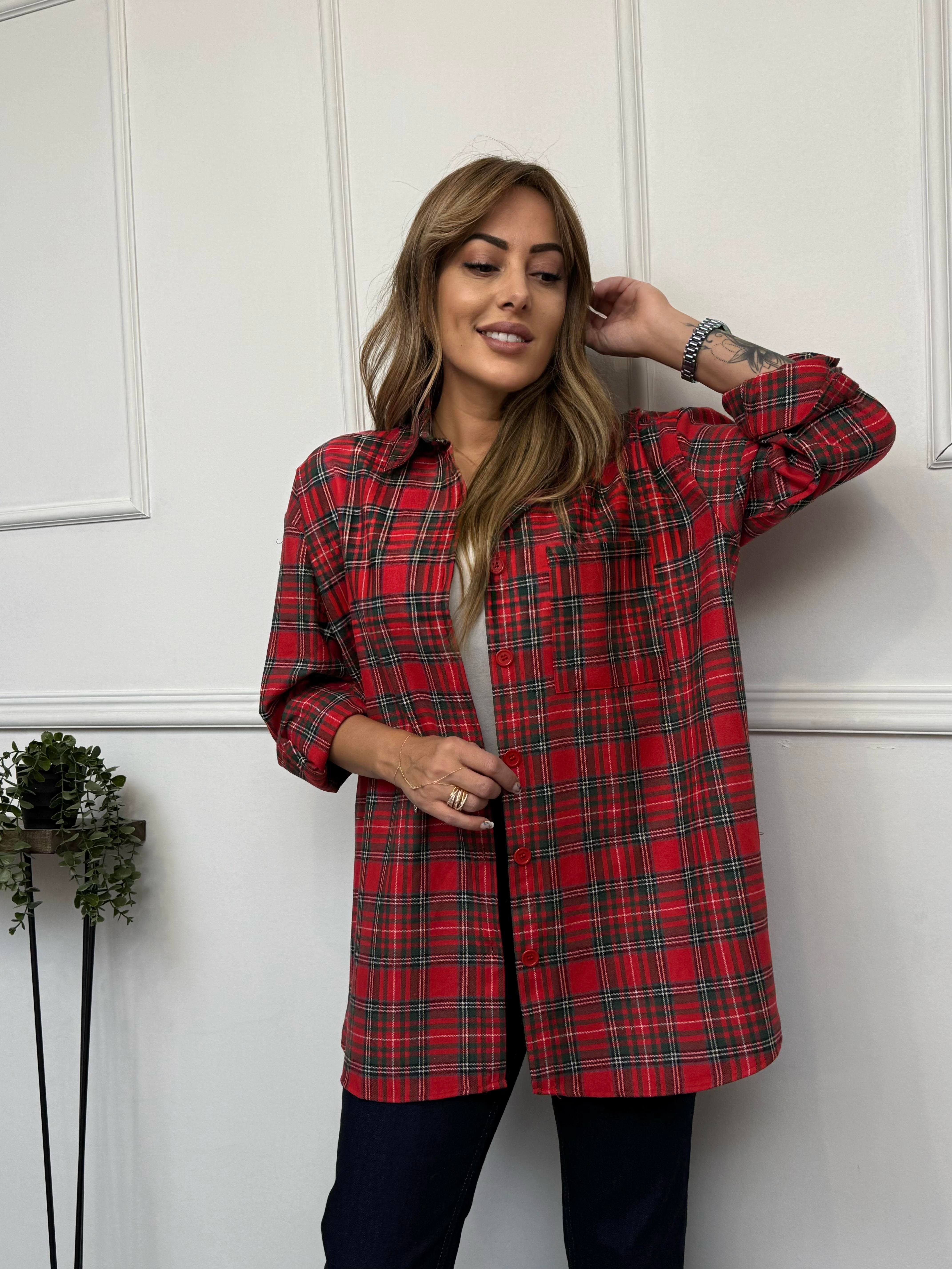 Kırmızı Kareli Oversize Oduncu GömlekYeni Gelenler ModayKırmızı Kareli Oversize Oduncu Gömlek