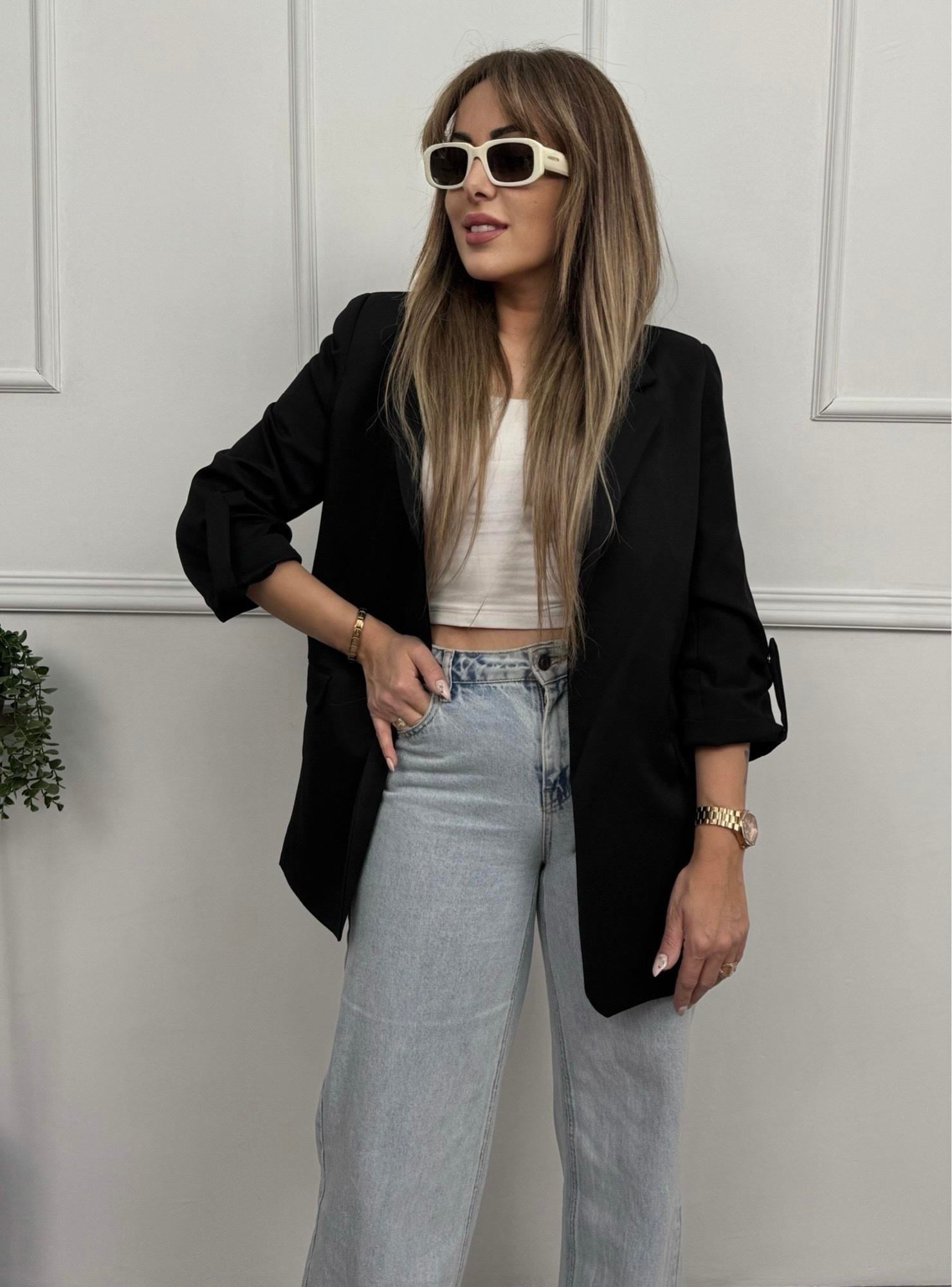 Kol Katlamalı Siyah Blazer CeketYeni Gelenler ModayKol Katlamalı Siyah Blazer Ceket