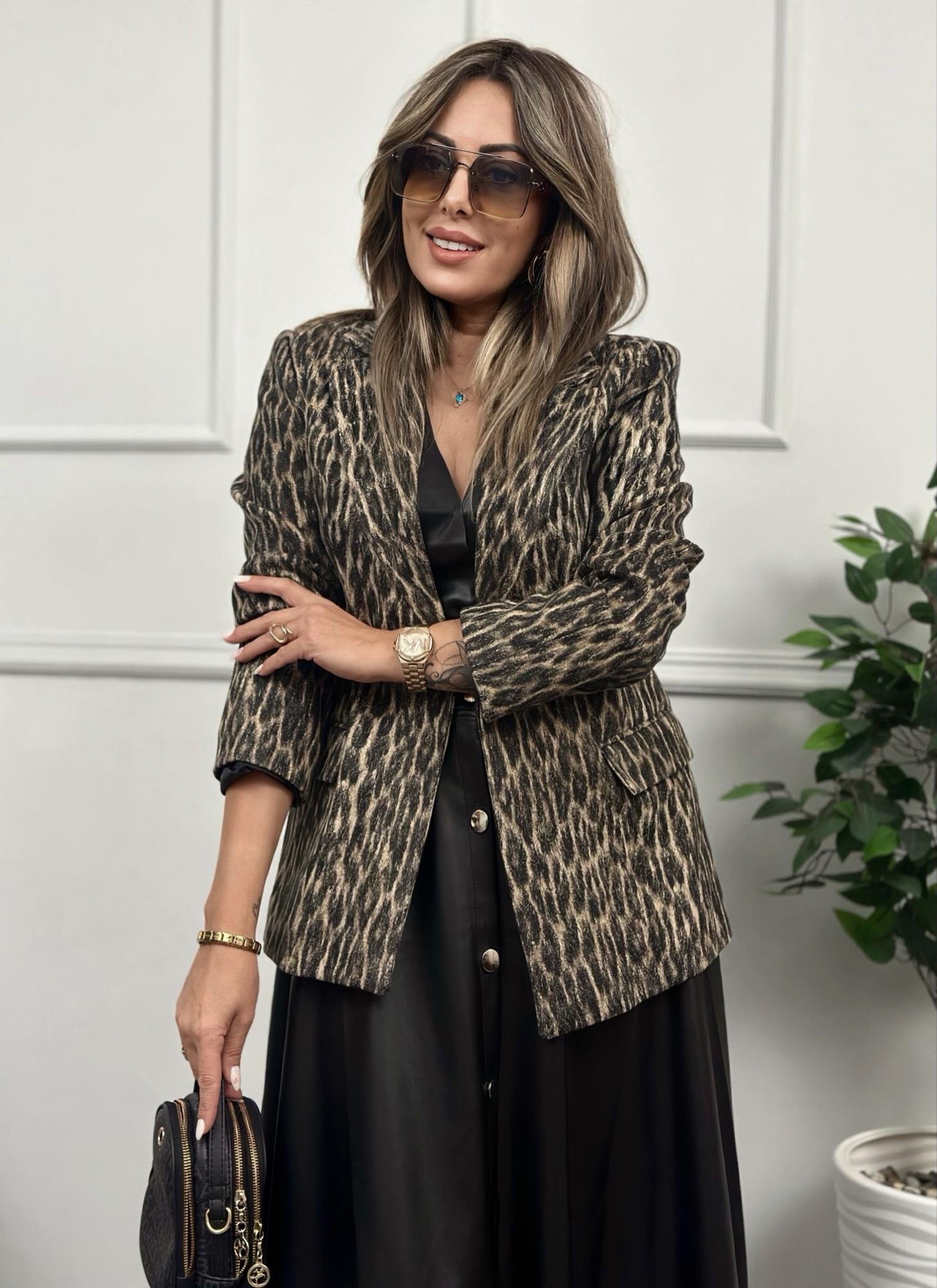 Leopar Desenli Kaşe CeketYeni Gelenler ModayLeopar Desenli Kaşe Ceket