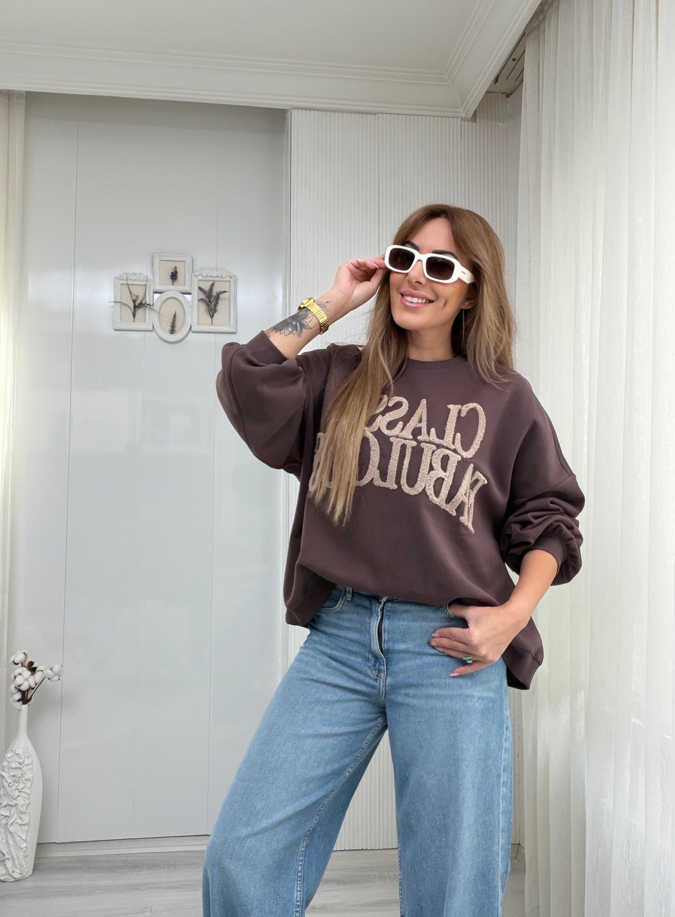 MODAYBUTİKAcı Kahve Classy Fabulous Kabartma Yazılı Oversize Sweat 