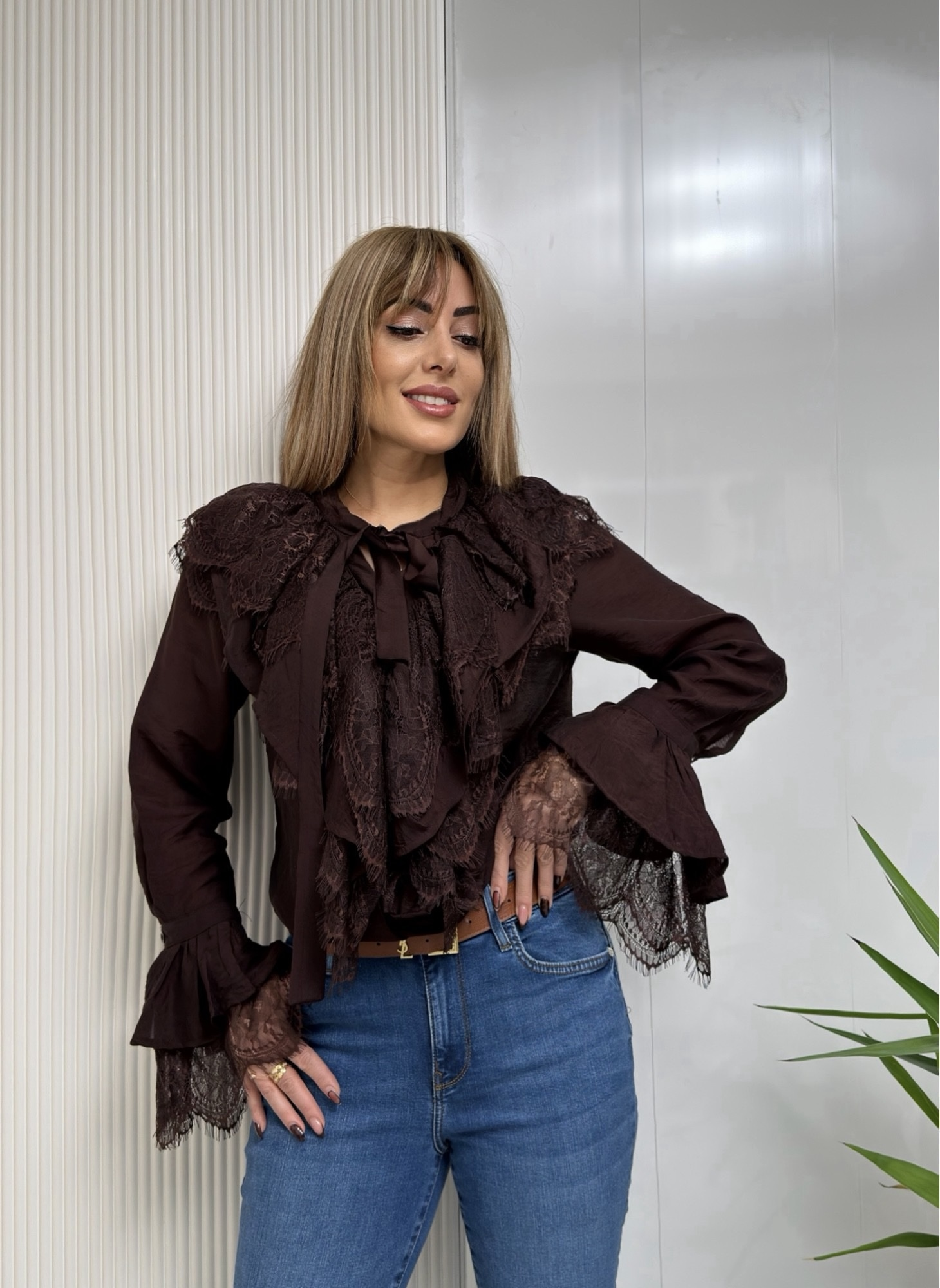 MODAYBUTİKAcı Kahve Dantel Detaylı Gömlek