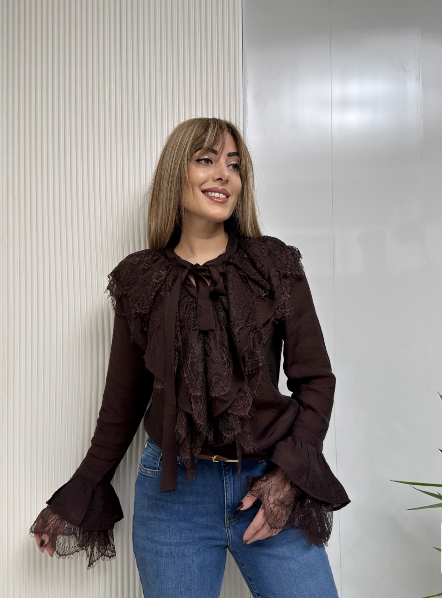 MODAYBUTİKAcı Kahve Dantel Detaylı Gömlek