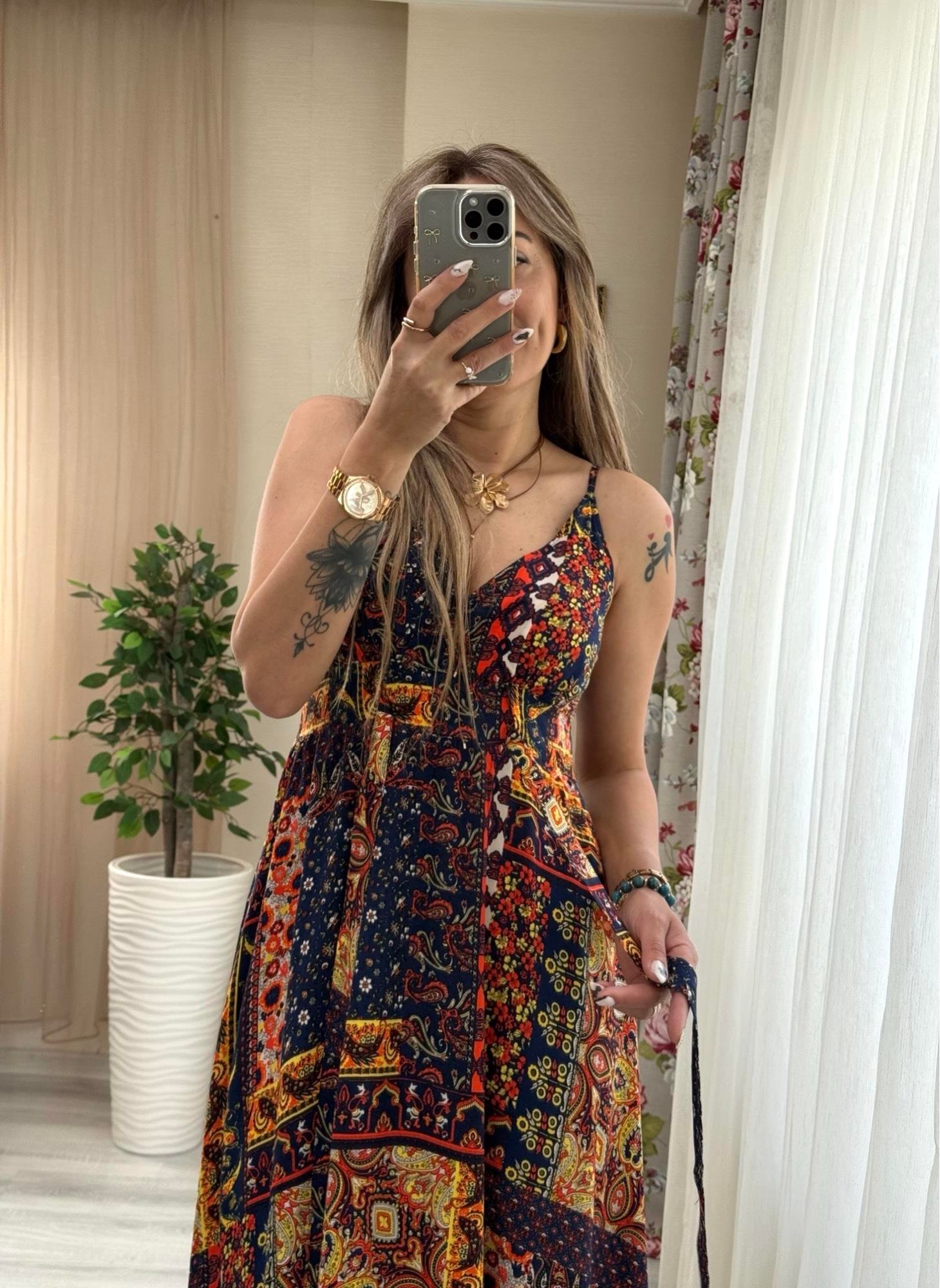 MODAYBUTİKAskı Ayarlanabilir Otantik Laci Desenli Maxi Boy Elbise