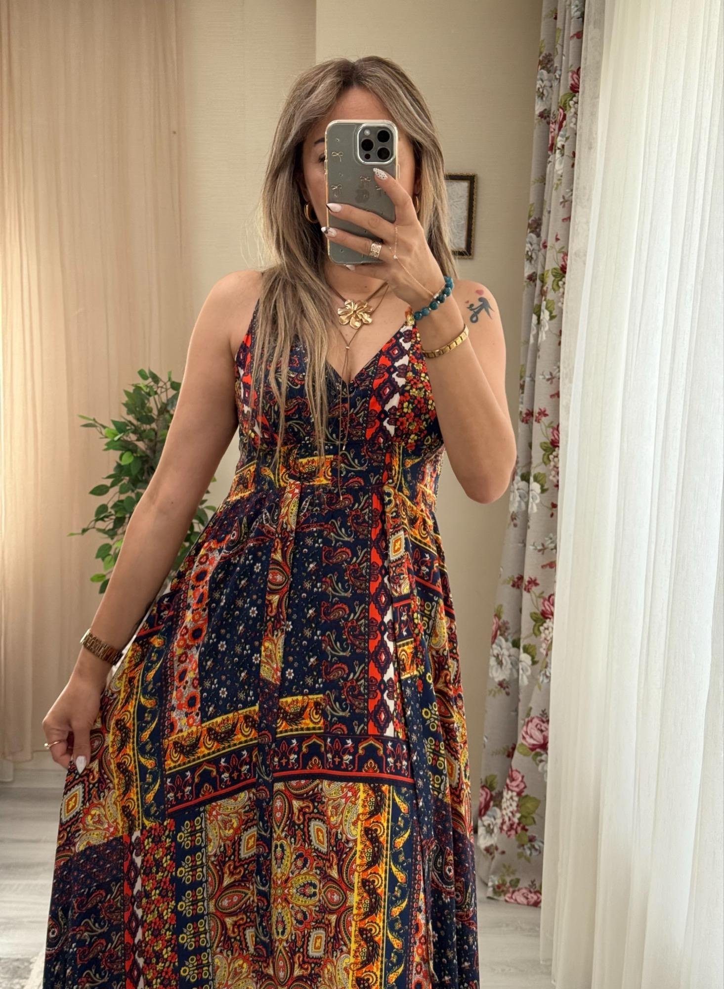 MODAYBUTİKAskı Ayarlanabilir Otantik Laci Desenli Maxi Boy Elbise