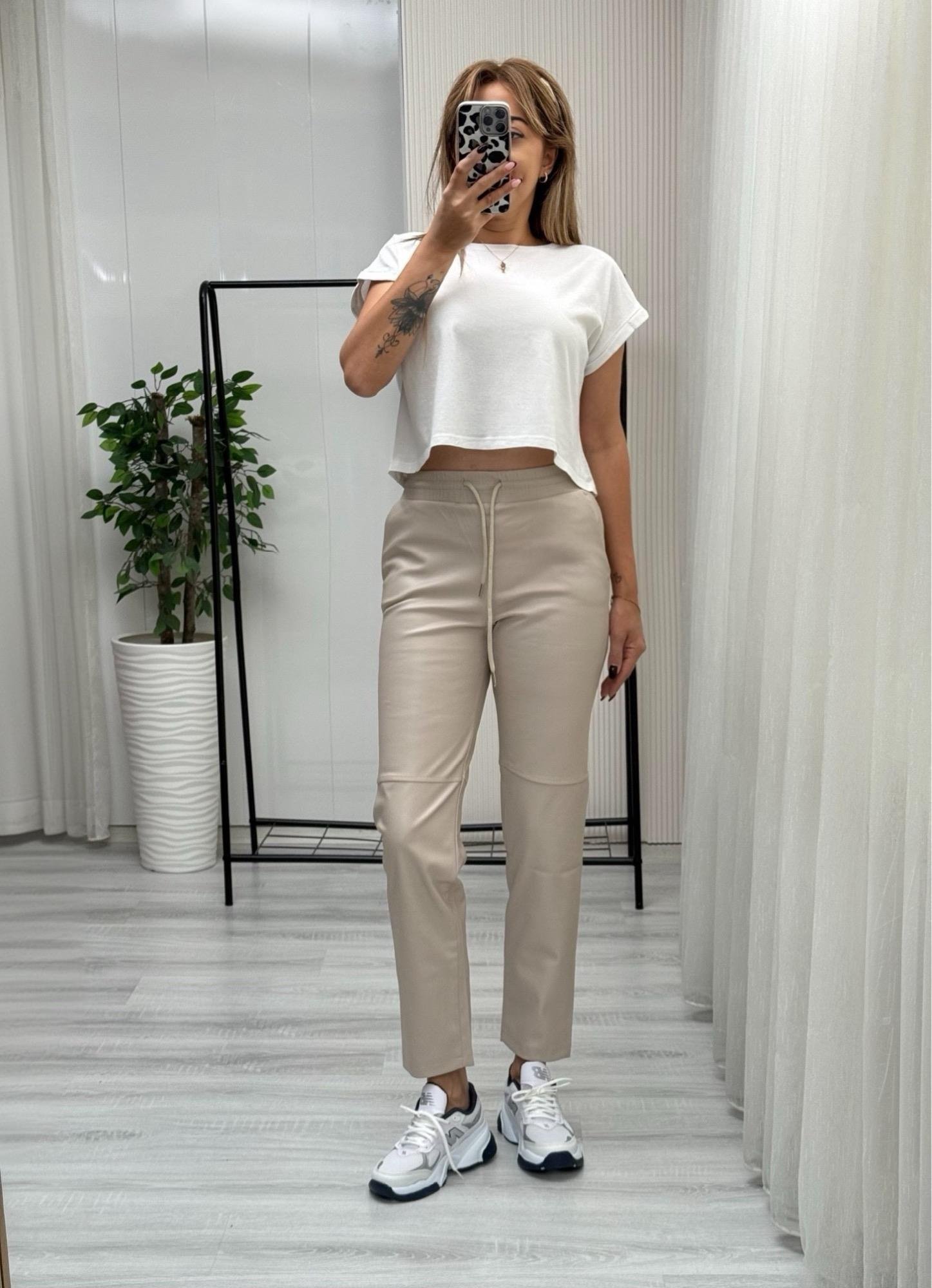 MODAYBUTİKBeli Lastikli Bej Deri Pantolon