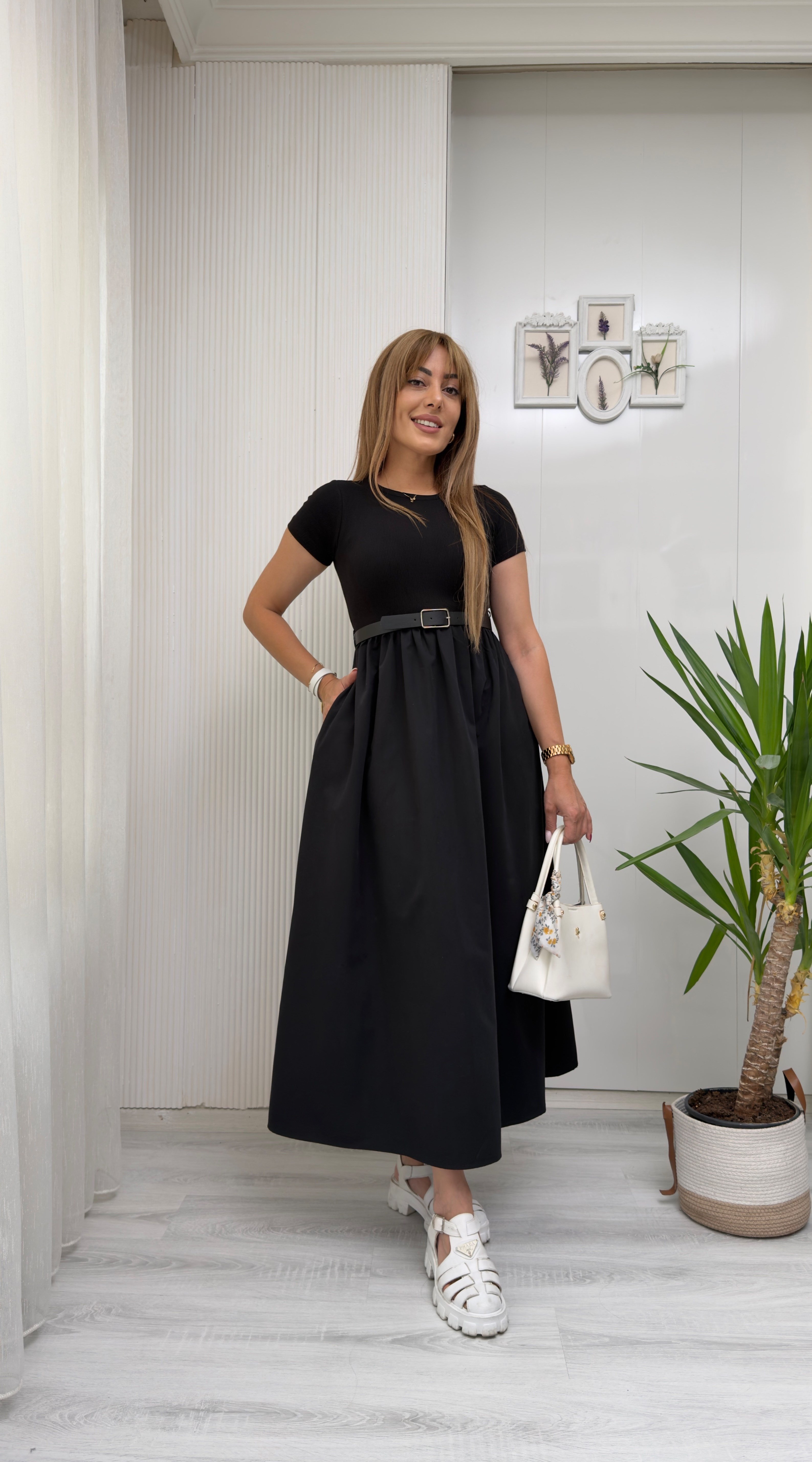MODAYBUTİKBisiklet Yaka Tencel Kemerli Siyah Midi Elbise