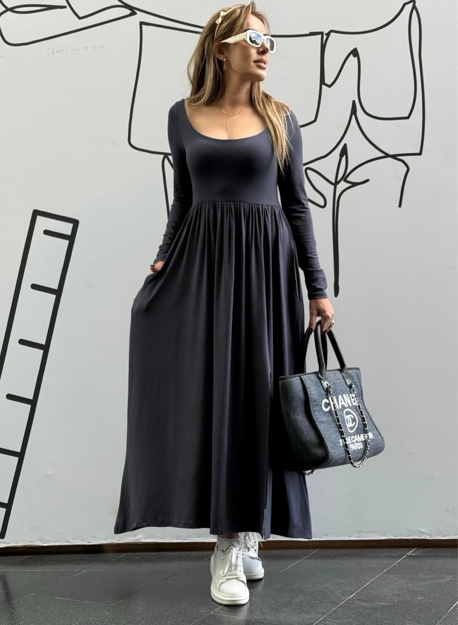 MODAYBUTİKBlack Aura Yırtmaçlı Maxi Elbise