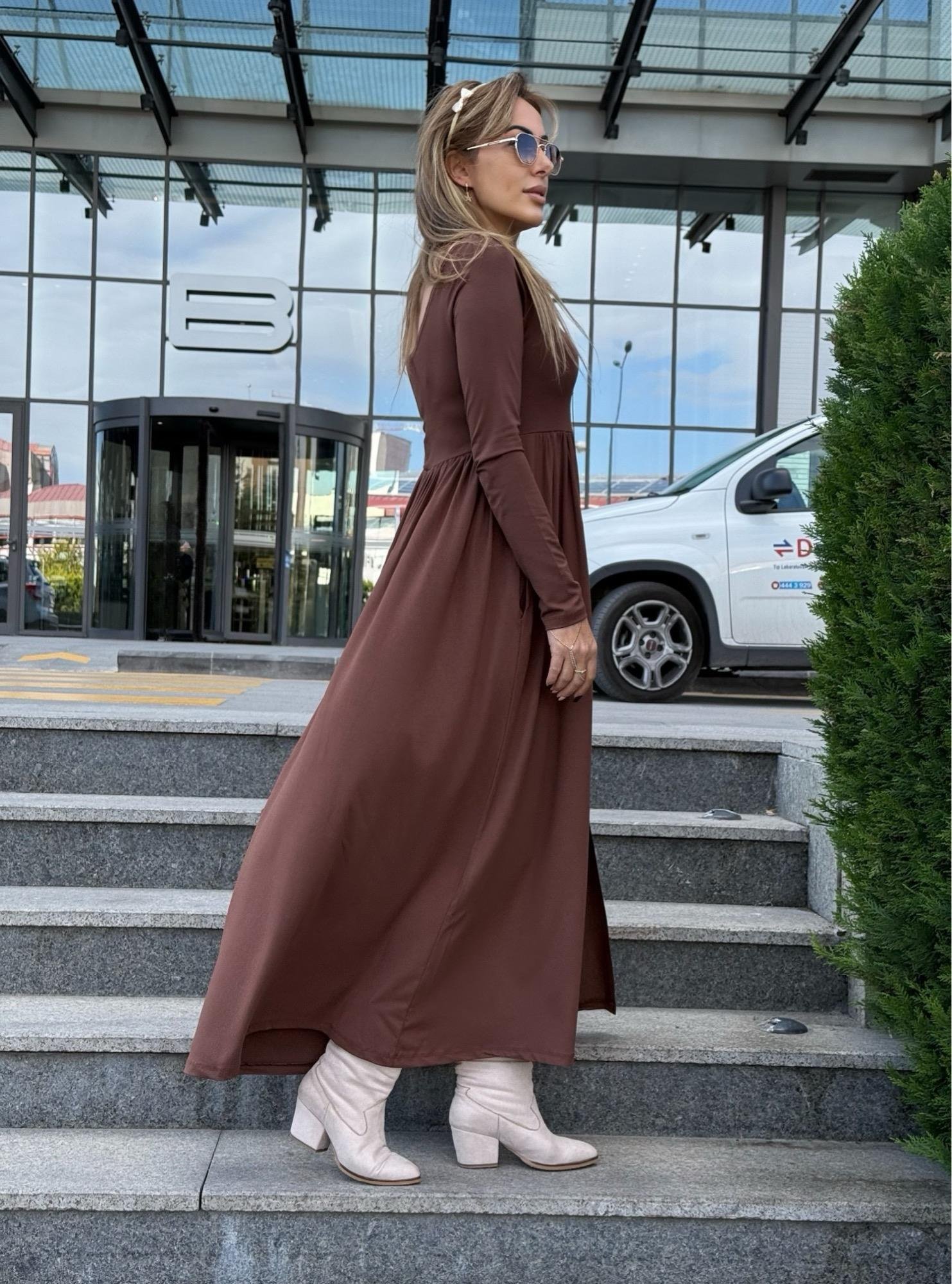 MODAYBUTİKBrown Aura Yırtmaçlı Maxi Elbise 