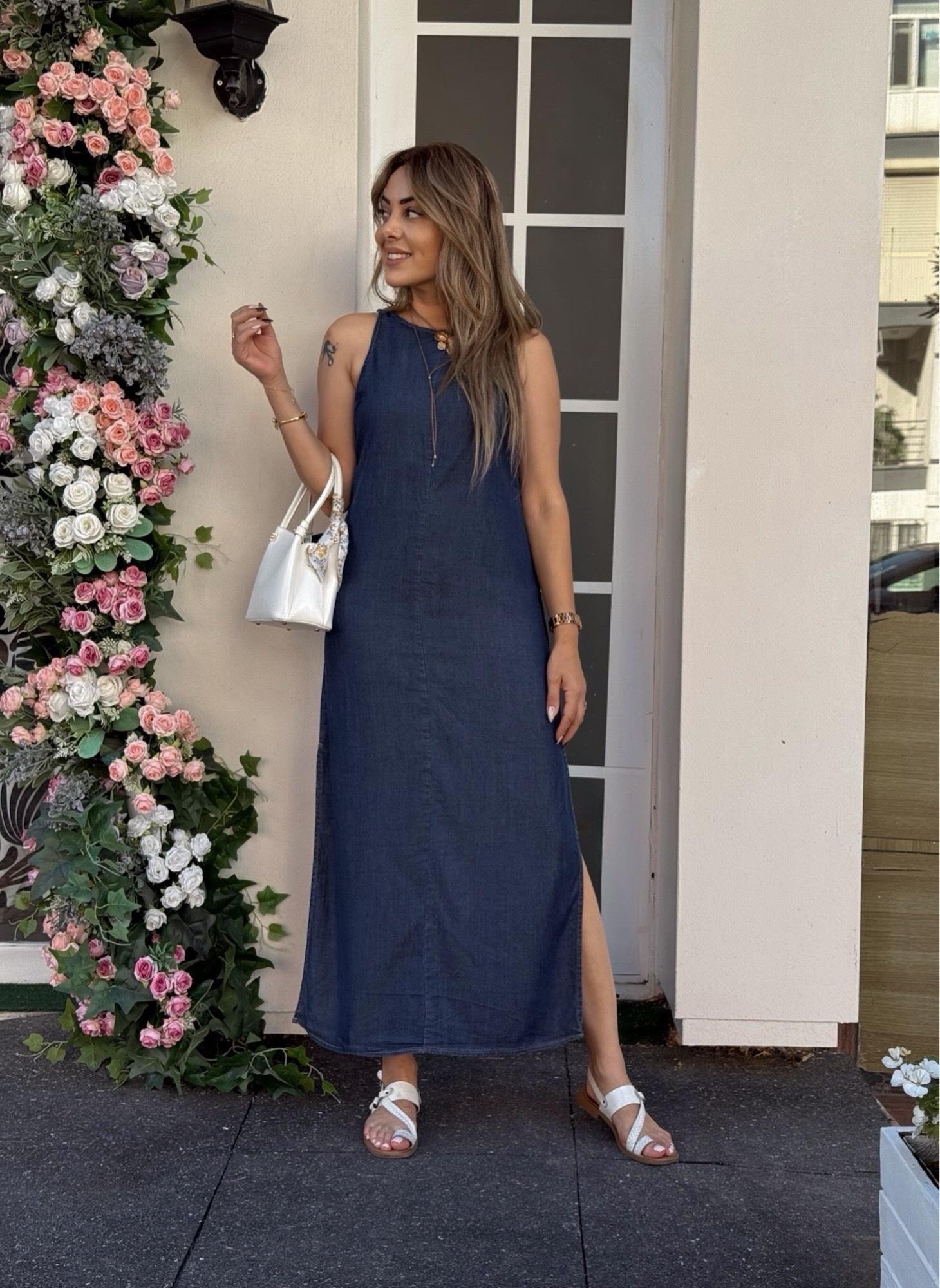 MODAYBUTİKHalter Yaka İndigo Yırtmaçlı Denim Elbise