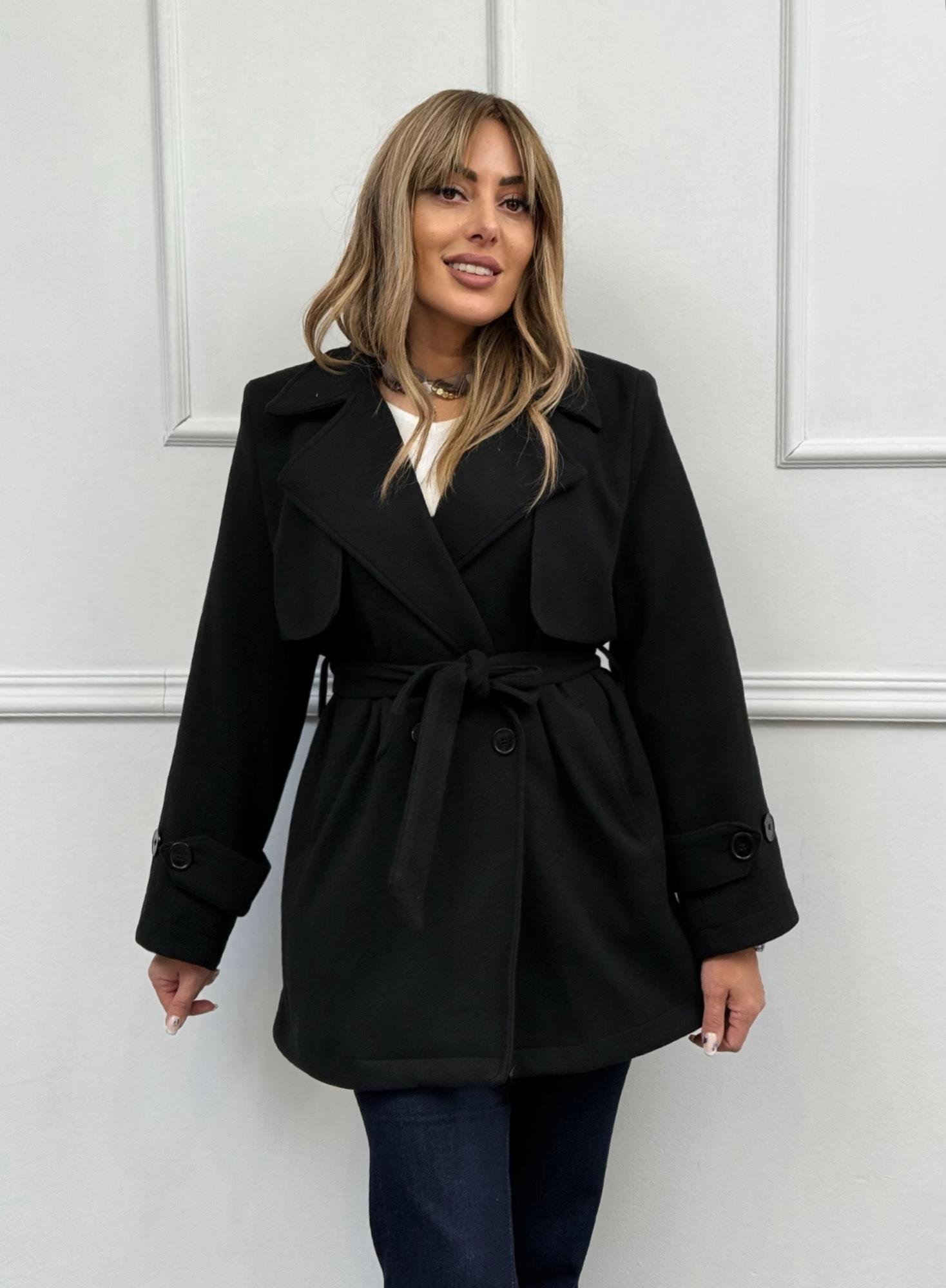 MODAYBUTİKMinimal Siyah Kaşe Kaban 