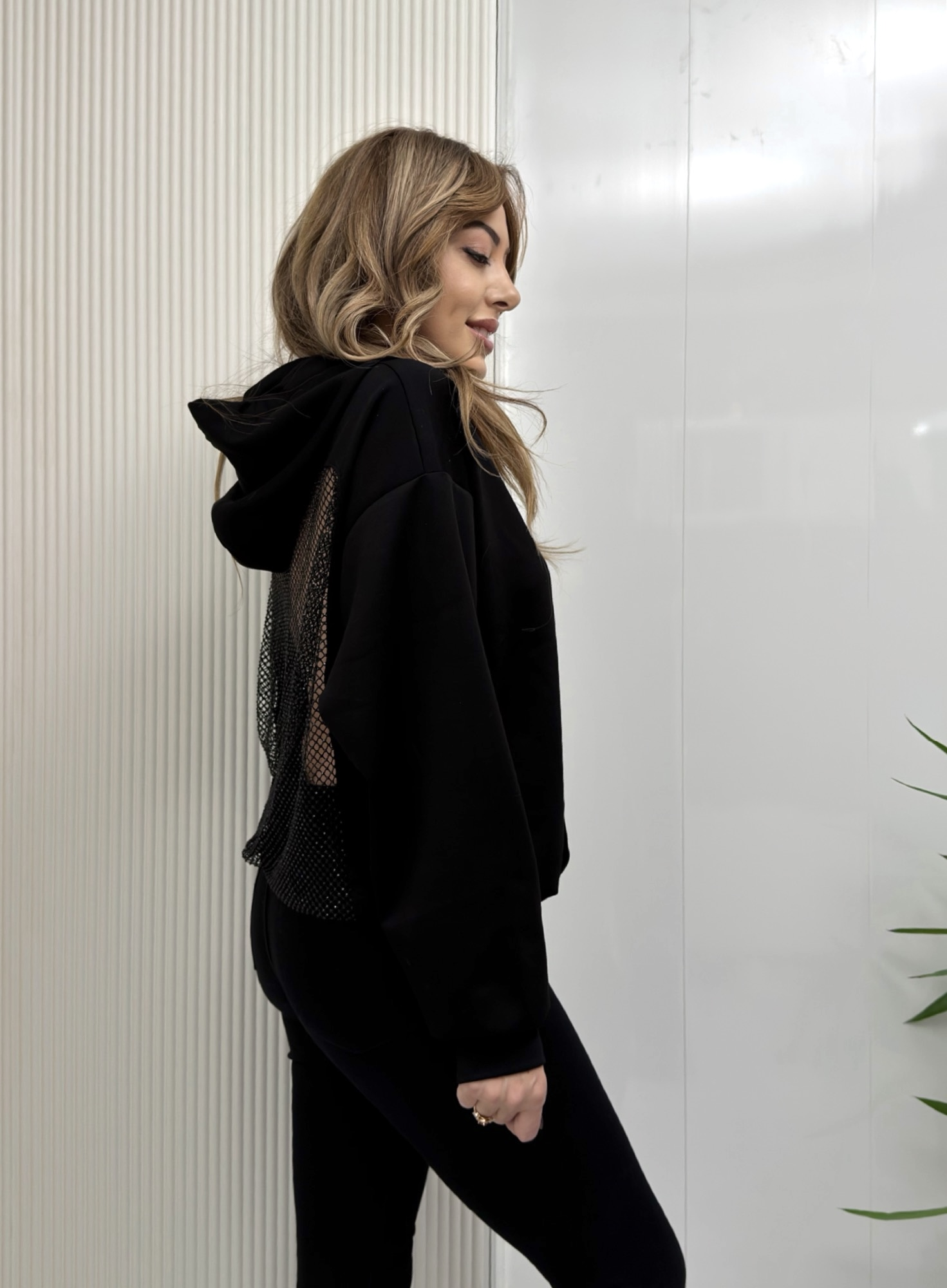 MODAYBUTİKNova Sırt Taş File Detaylı Kapüşonlu Sweat