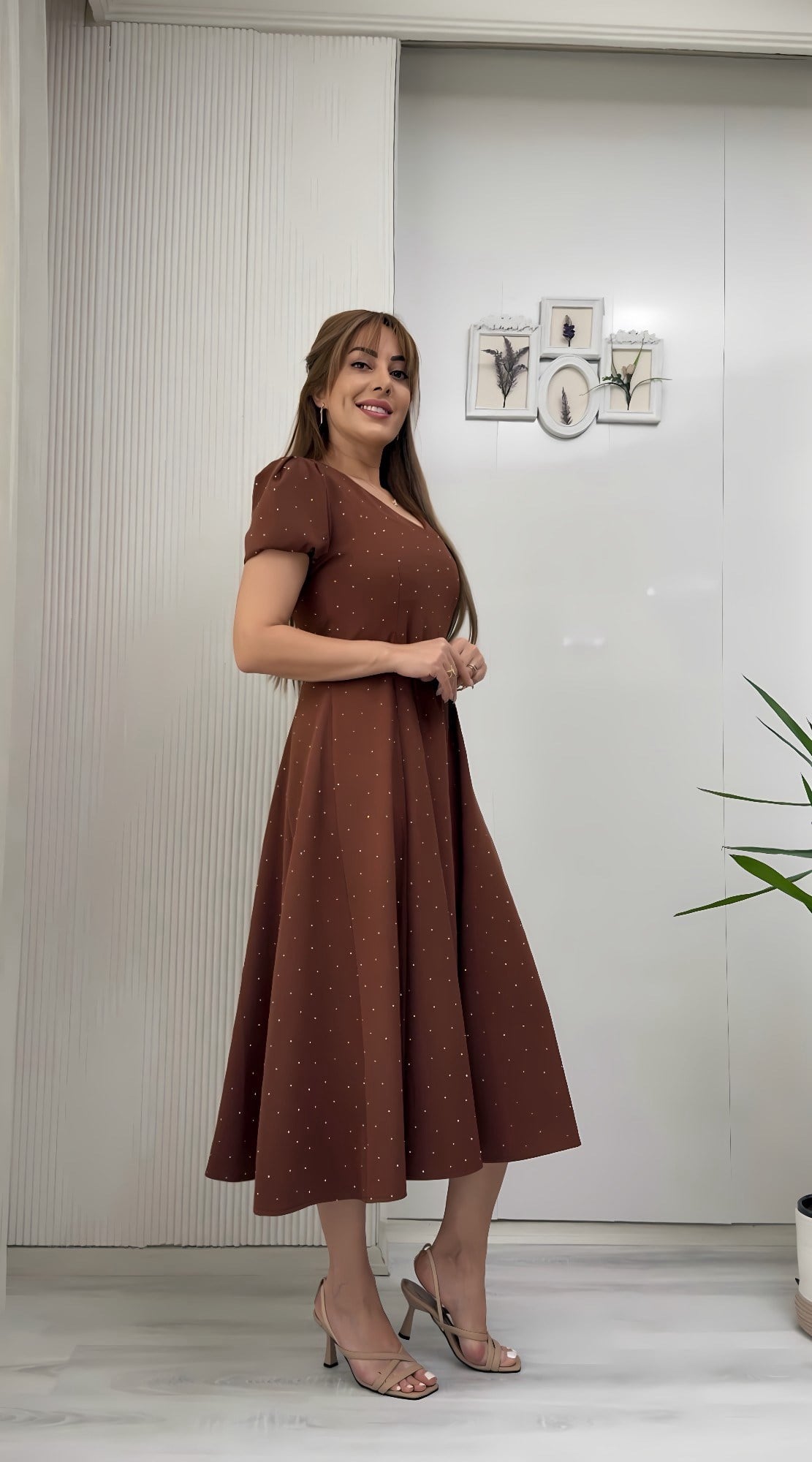 MODAYBUTİKParisien Taş Detaylı Kahve Midi Elbise
