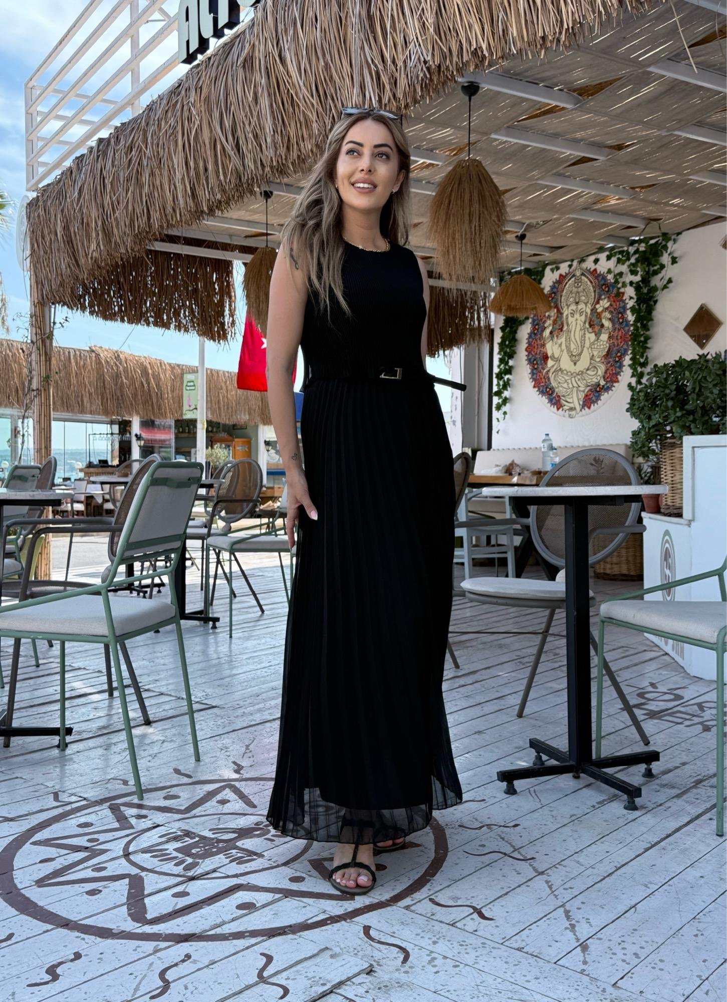 MODAYBUTİKPliseli Premium Siyah Şifon Elbise