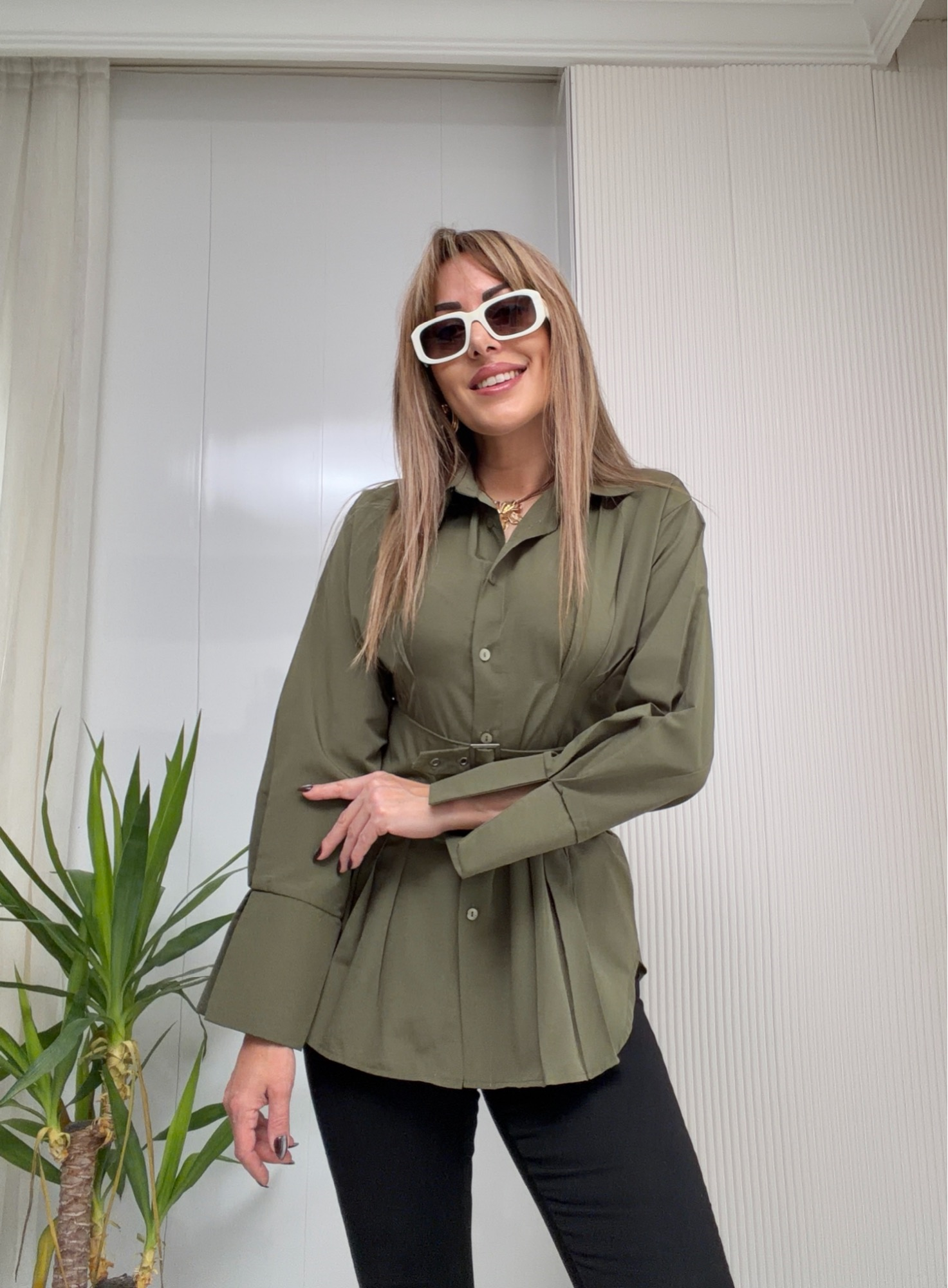 MODAYBUTİKPremium Haki Kemer Detaylı Poplin Gömlek 
