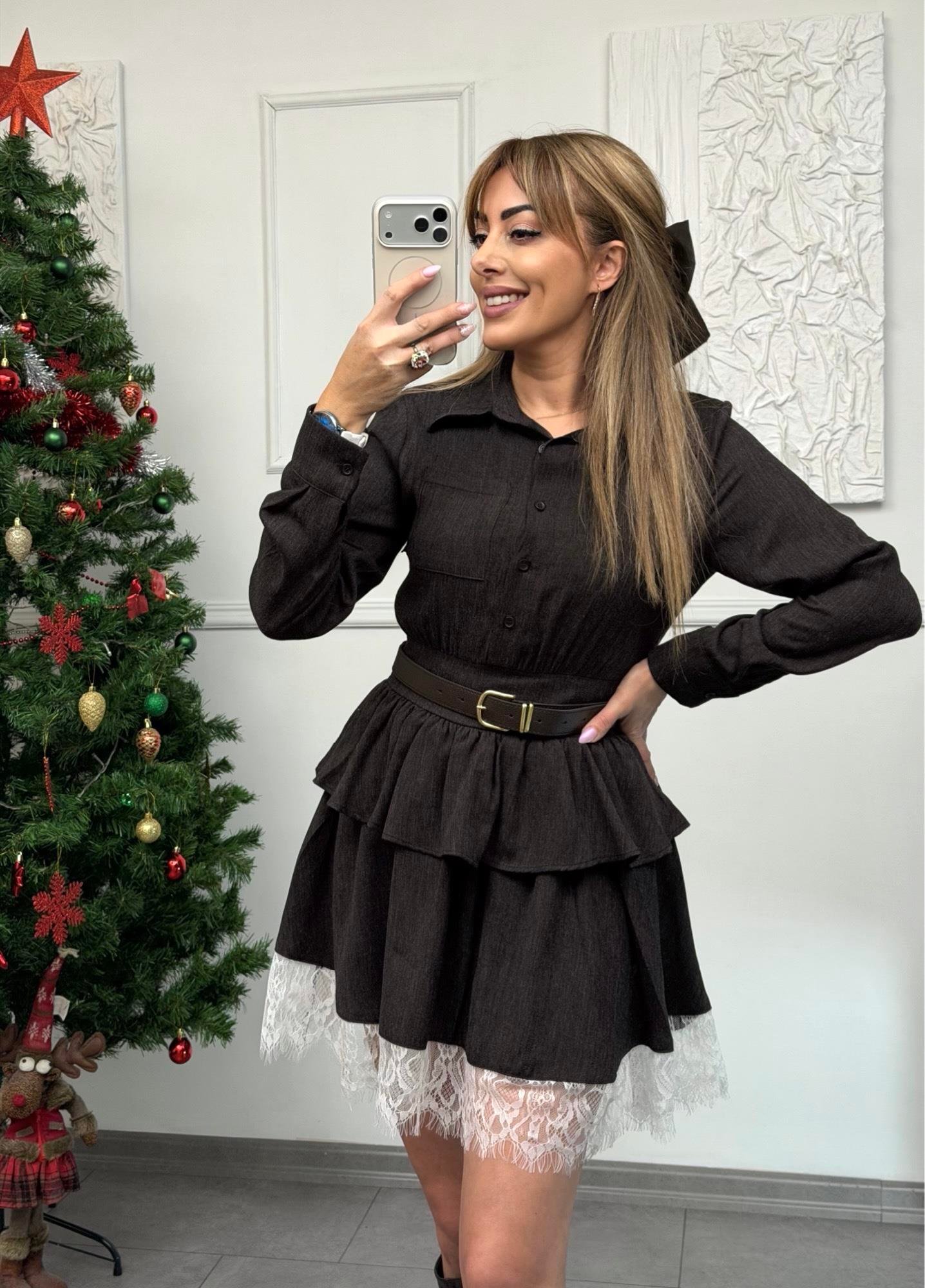 MODAYBUTİKRomantik Dantel Detaylı Katlı Elbise
