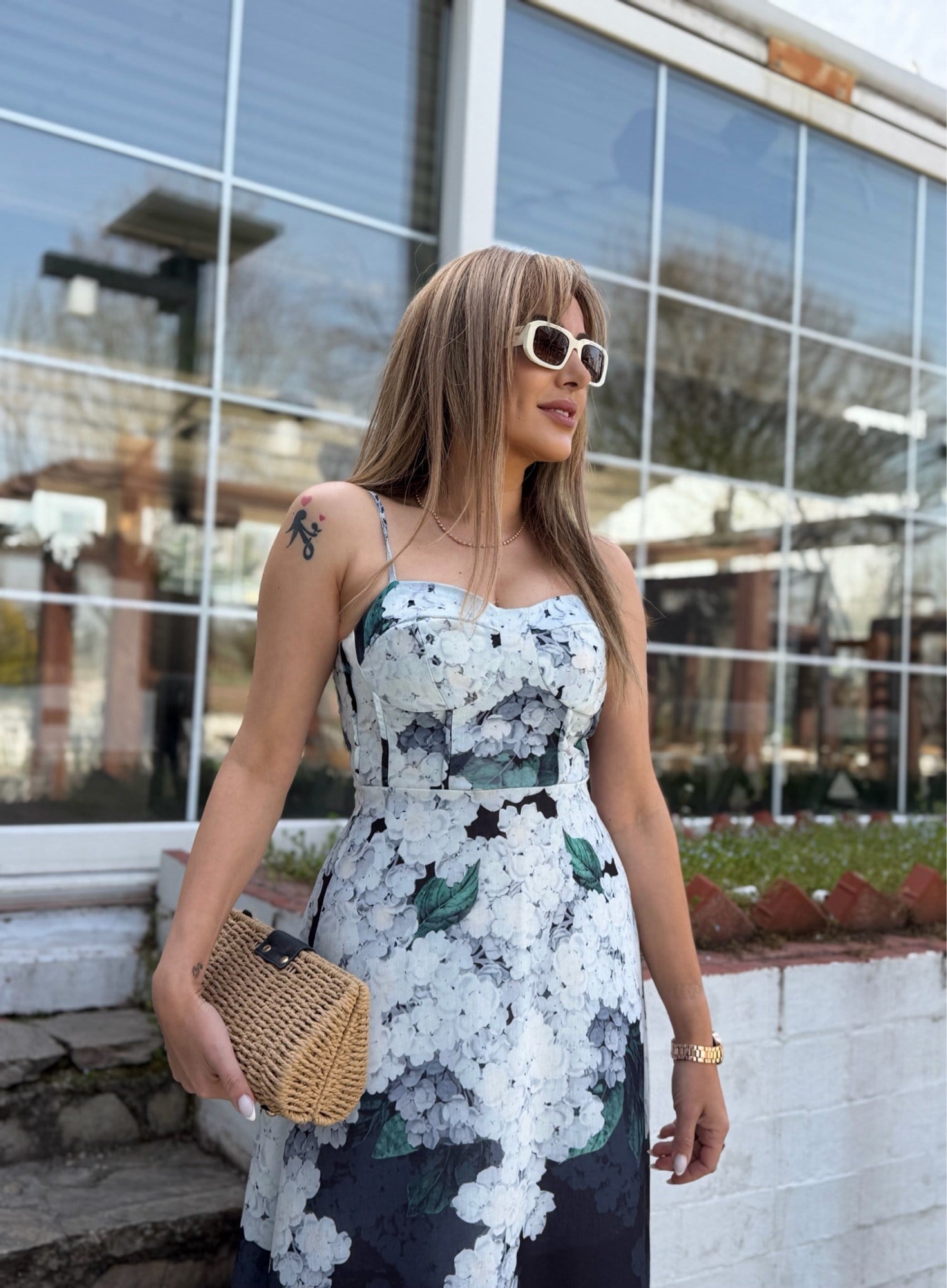 MODAYBUTİKSoft Floral Desenli İnce Askılı Elbise