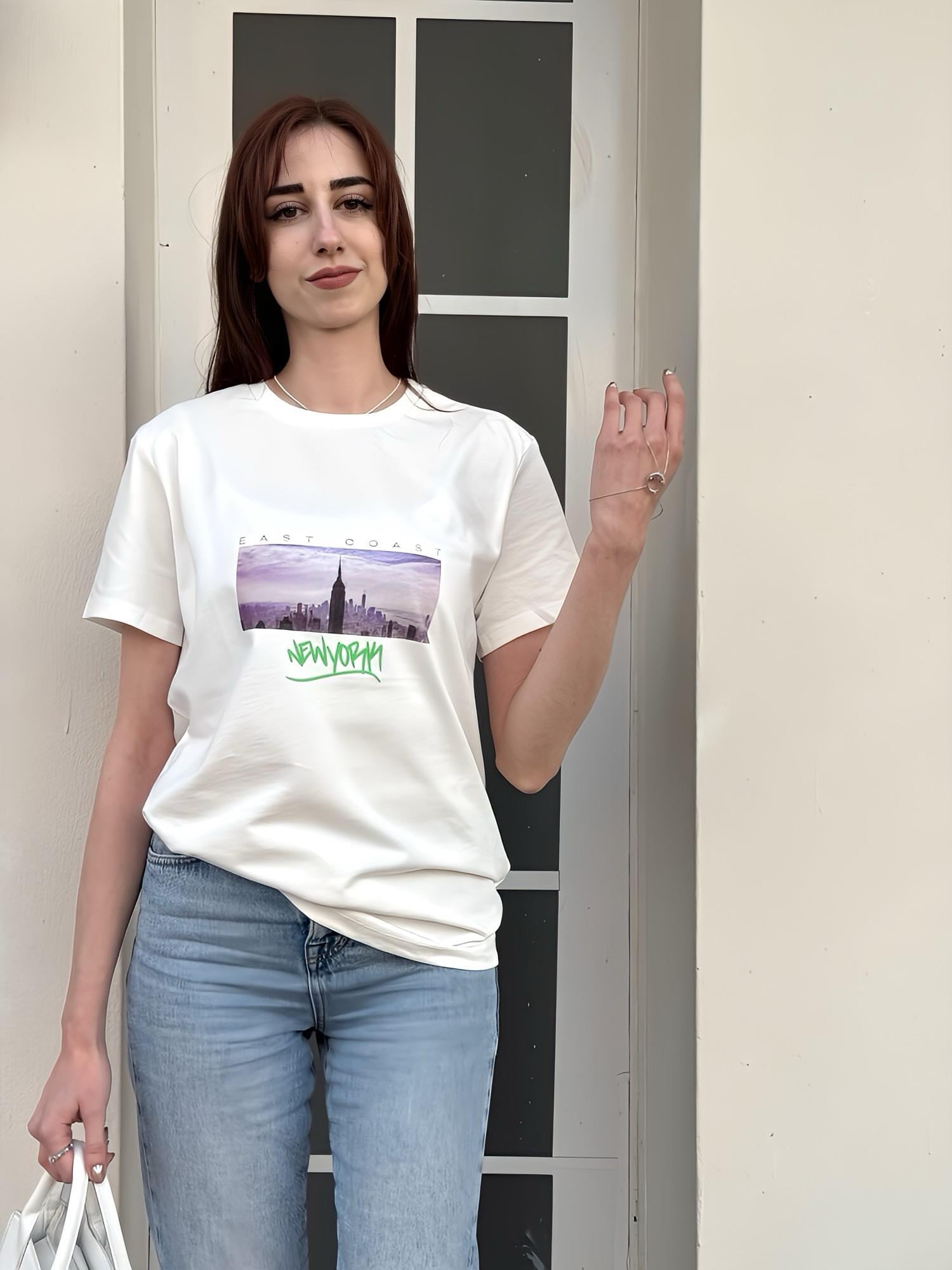 Nwyork Baskılı Basic TişörtMODAYBUTİKNwyork Baskılı Basic Tişört
