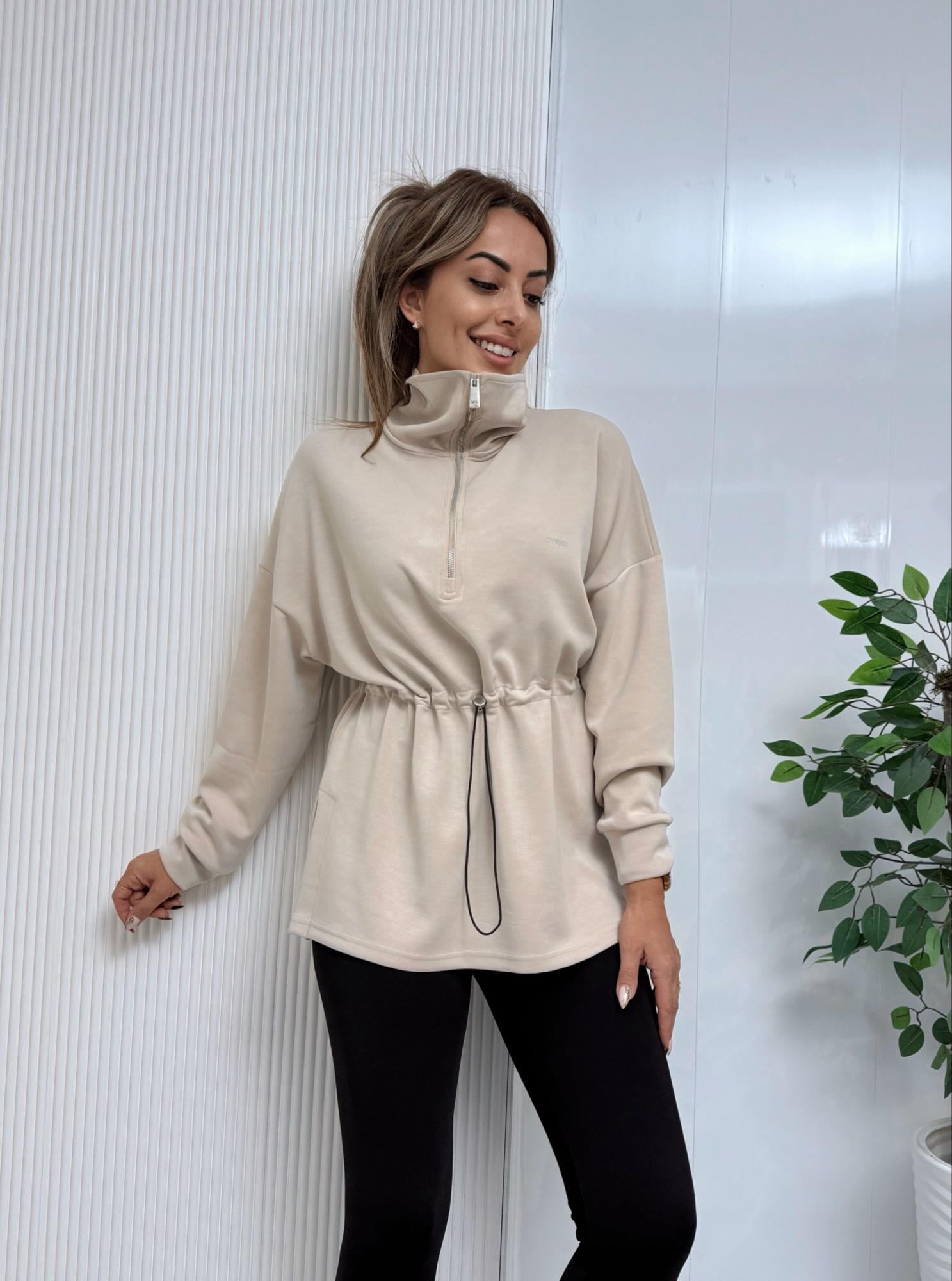 Premium Dik Yaka Taş Oys SweatYeni Gelenler ModayPremium Dik Yaka Taş Oys Sweat