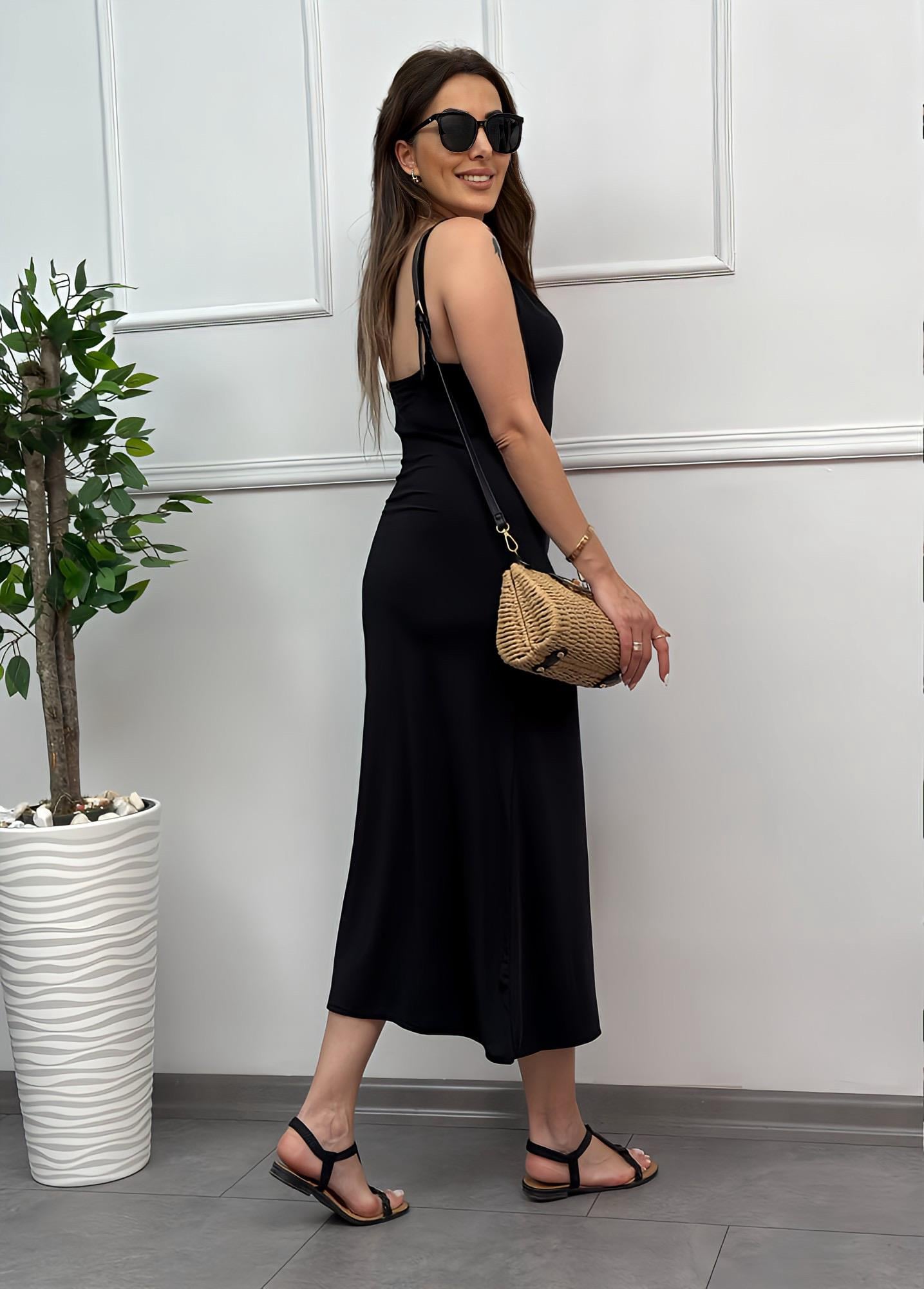 Premium Modal Kumaş Siyah Askılı ElbiseYeni Gelenler ModayPremium Modal Kumaş Siyah Askılı Elbise