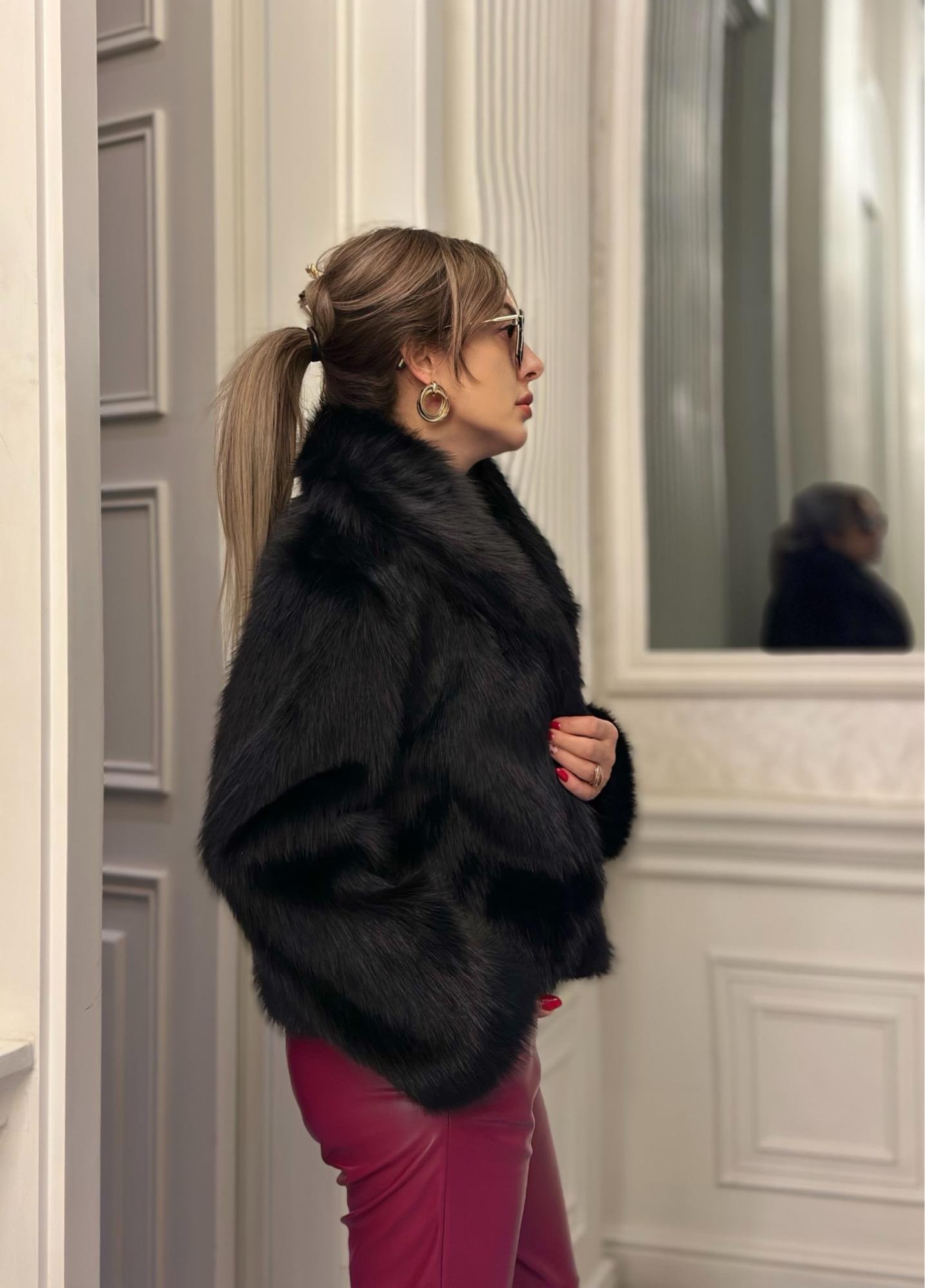 Premium Yakalı İthal Siyah Kürk MontYeni Gelenler ModayPremium Yakalı İthal Siyah Kürk Mont