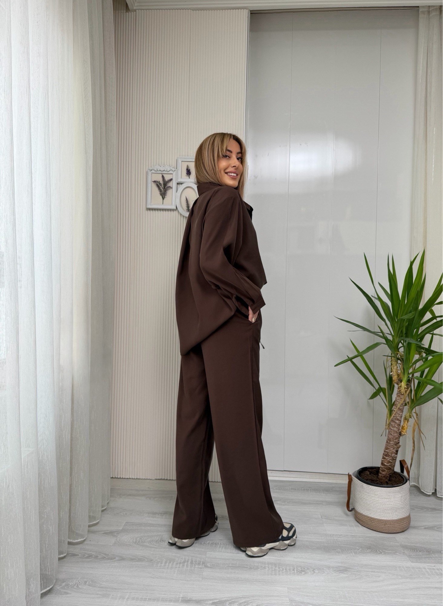 Royal Soft Acı Kahve Pantolon Gömlek TakımYeni Gelenler ModayRoyal Soft Acı Kahve Pantolon Gömlek Takım